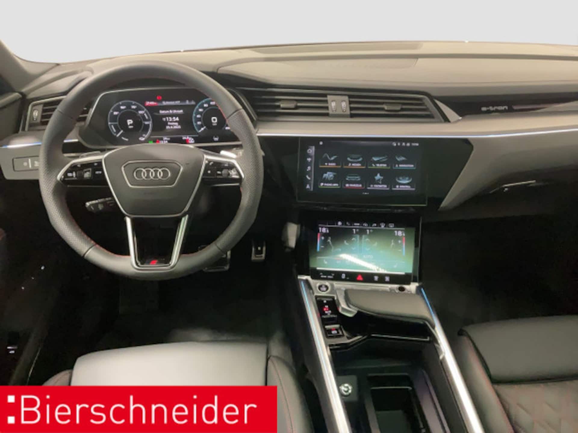 Audi Q8 Sportback e-tron S line