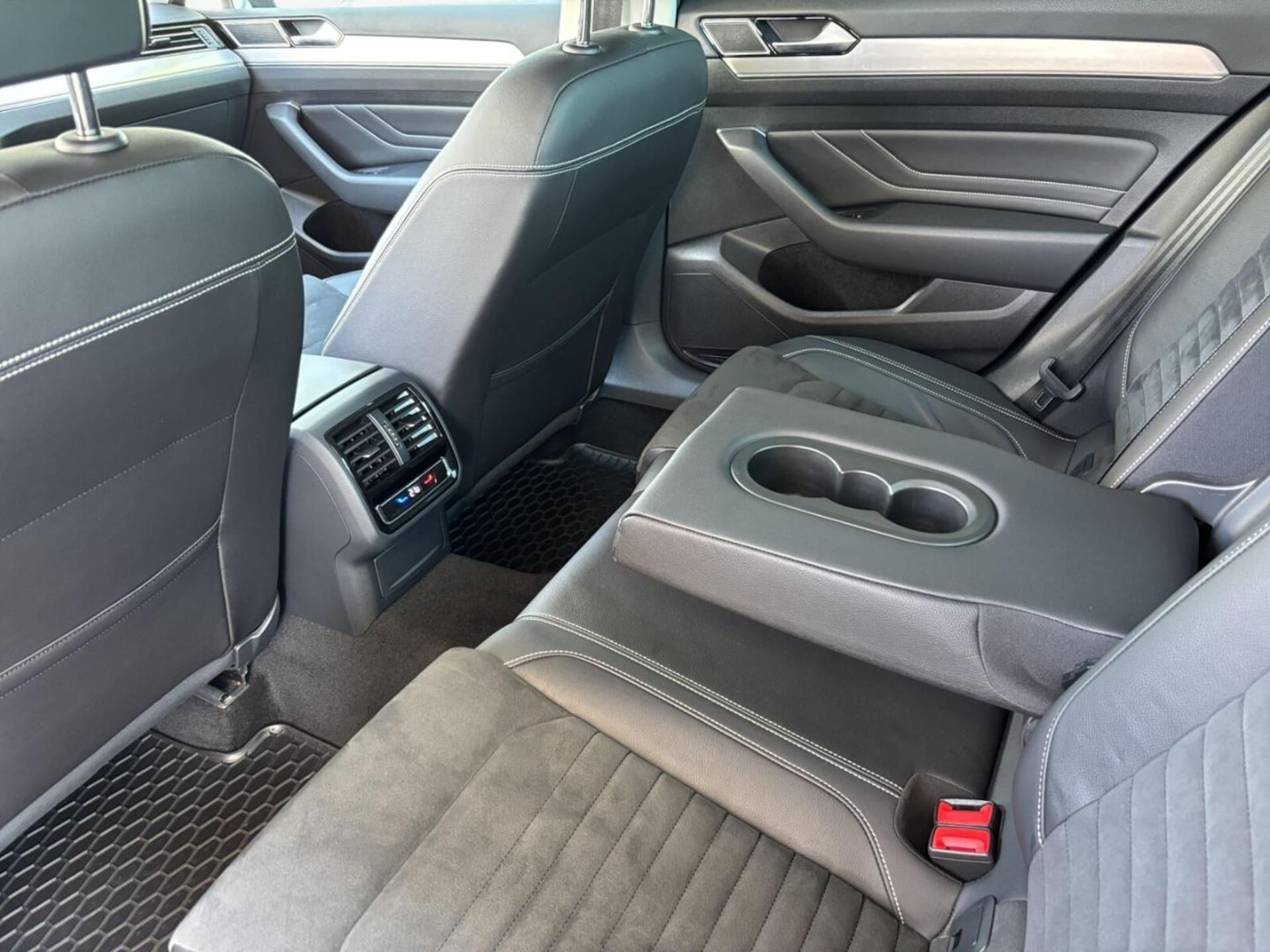 Volkswagen Passat Elegance