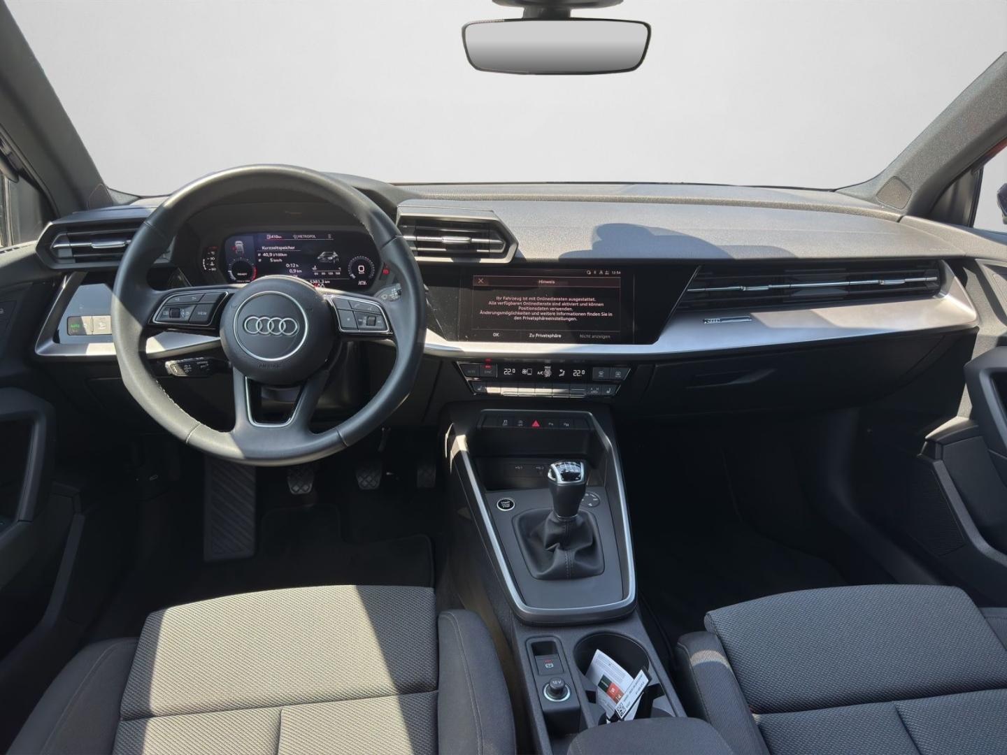 Bild über Audi A3 Sportback advanced 30 TFSI Schaltgetriebe - für weitere Informationen kontaktieren Sie den Audi Partner