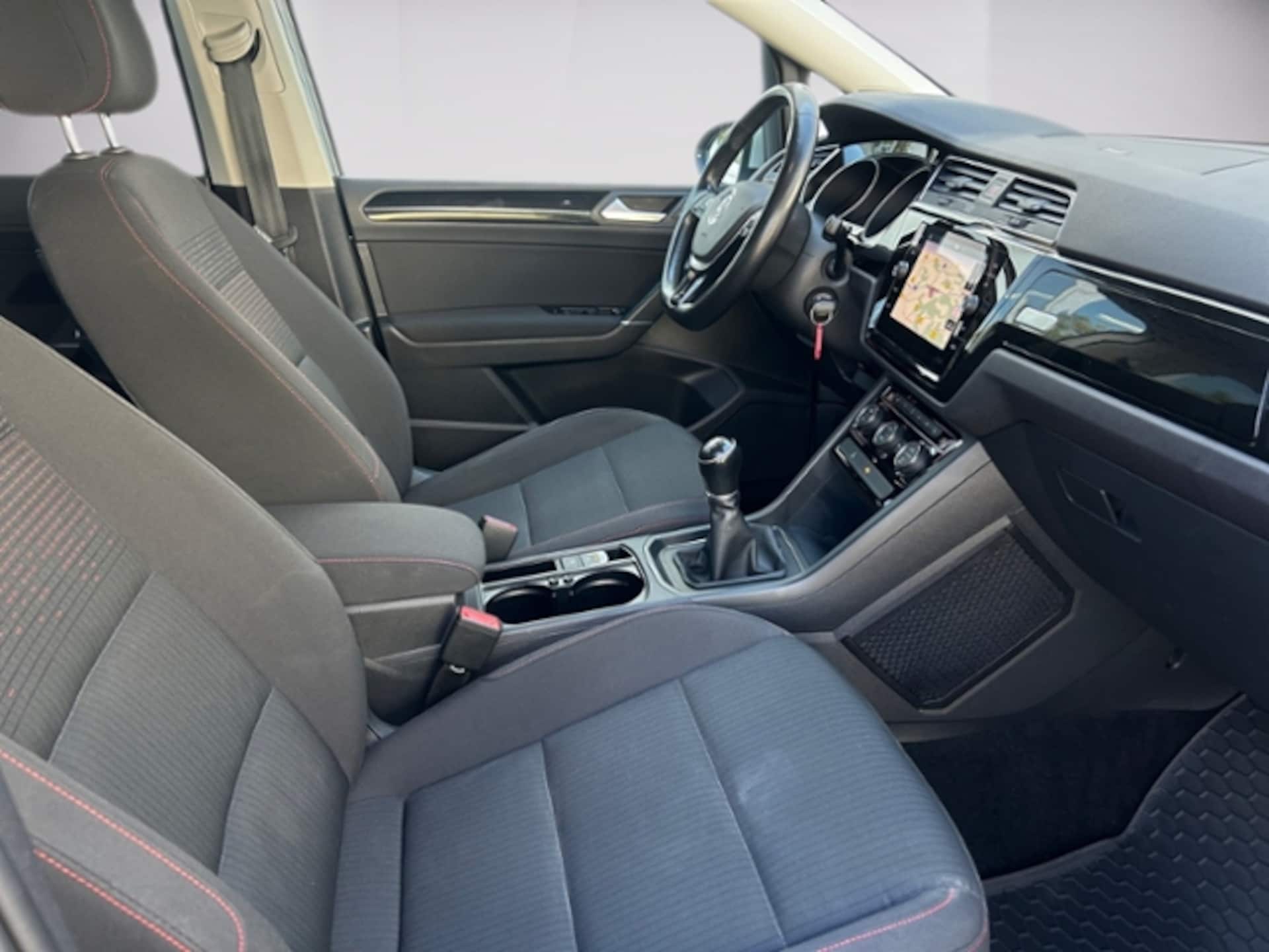 Volkswagen Touran SOUND