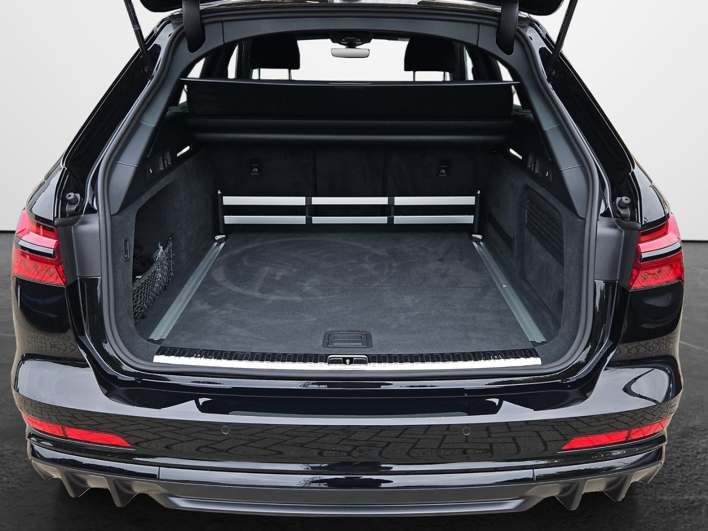 Bild über Audi S6 Avant TDI quattro tiptronic - für weitere Informationen kontaktieren Sie den Audi Partner