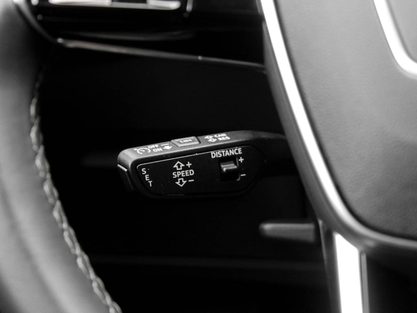 Image about Audi Q8 e-tron advanced 55 e-tron quattro