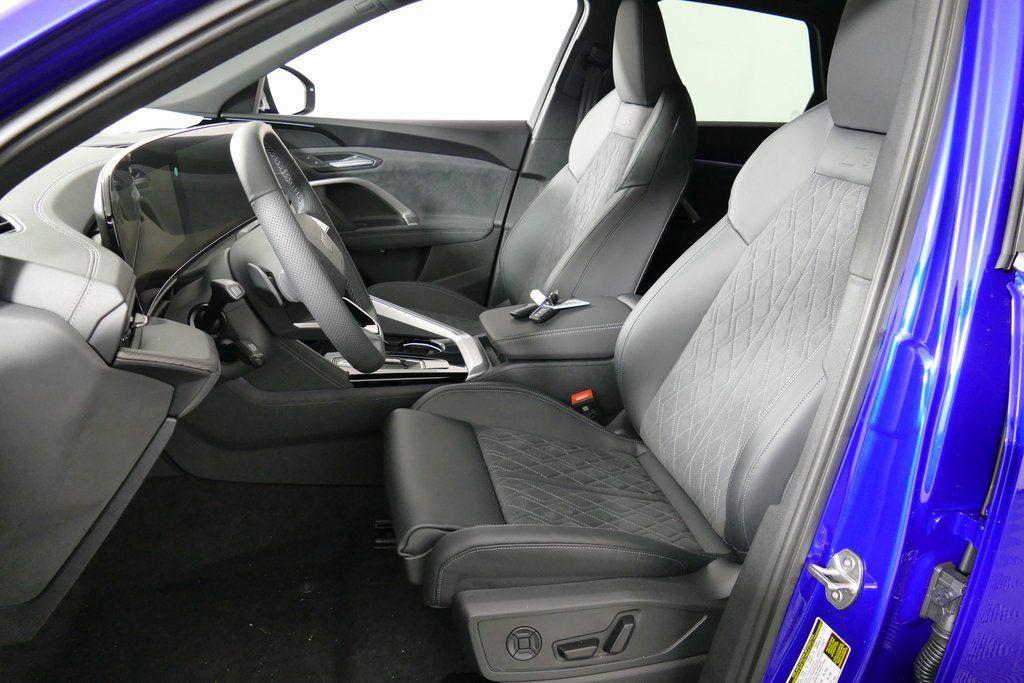 2025 Audi SQ5 Premium - Photo 14