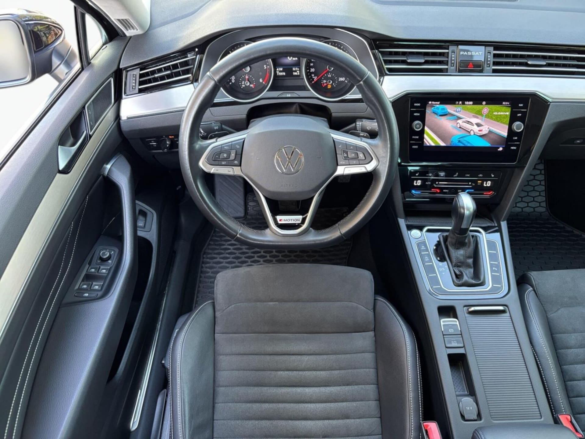 Volkswagen Passat Elegance