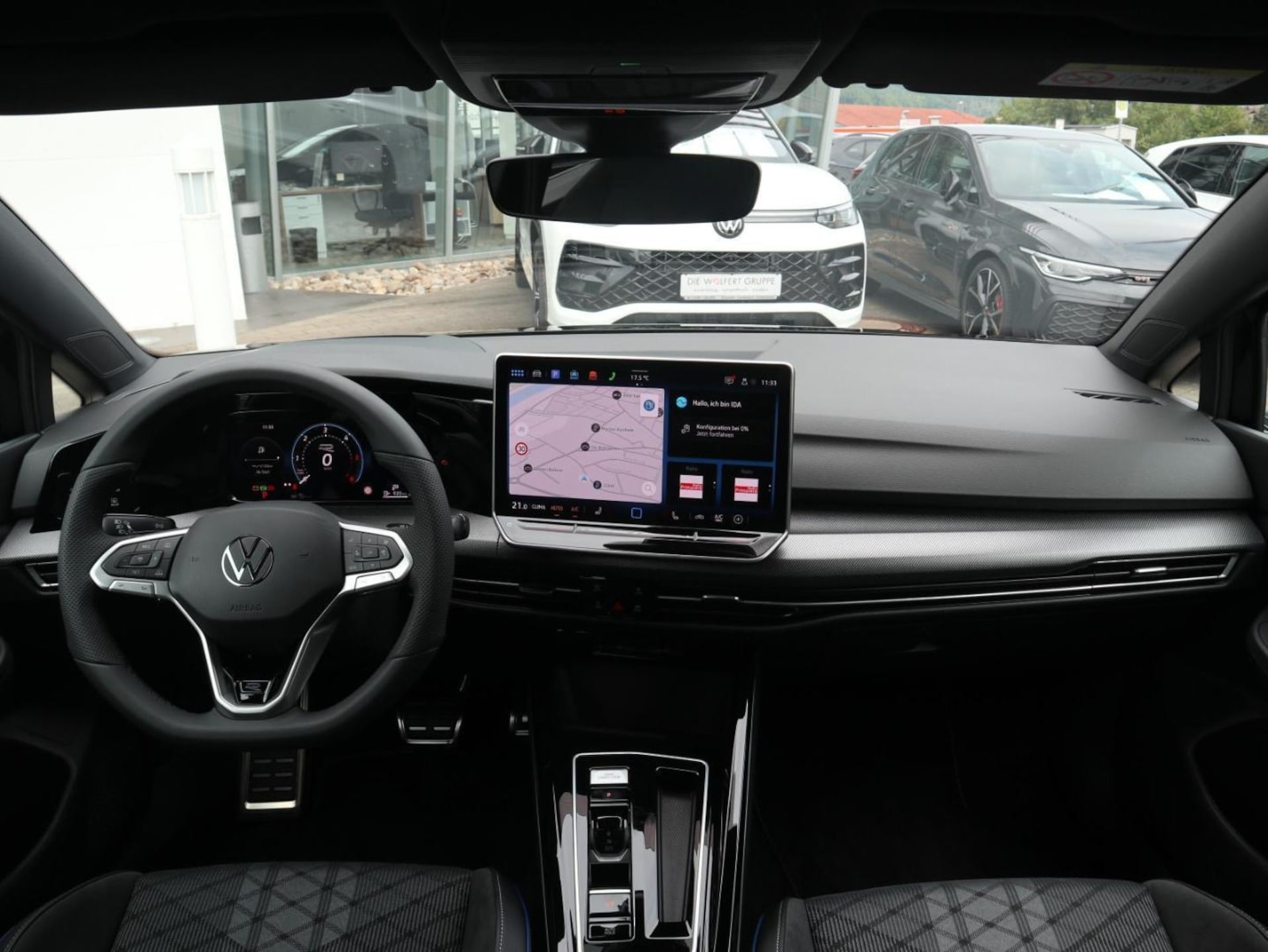 Volkswagen Golf R-Line