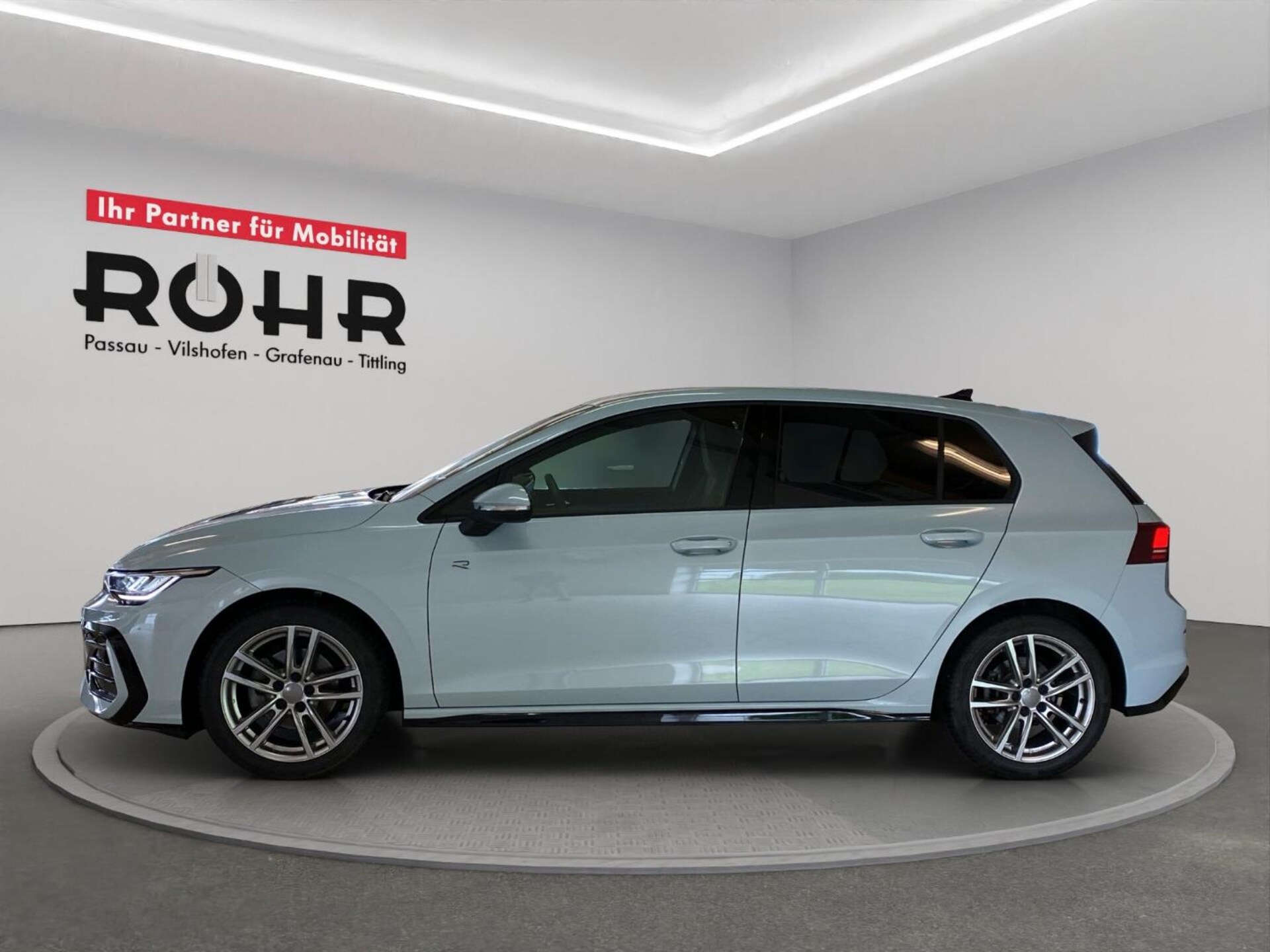 Volkswagen Golf R-Line