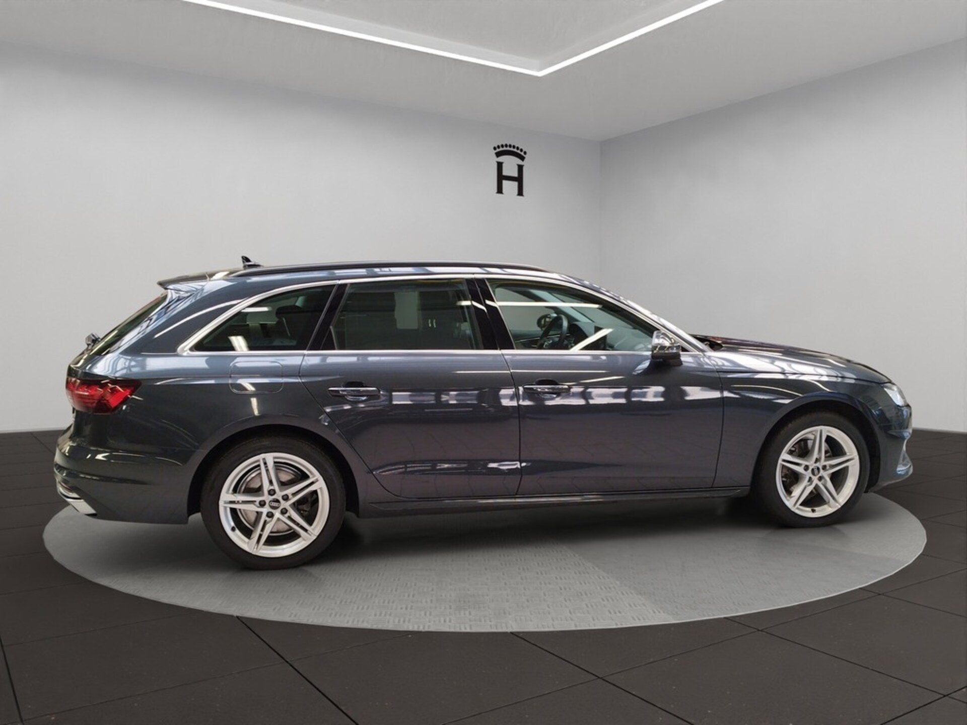 Audi A4 Avant Advanced