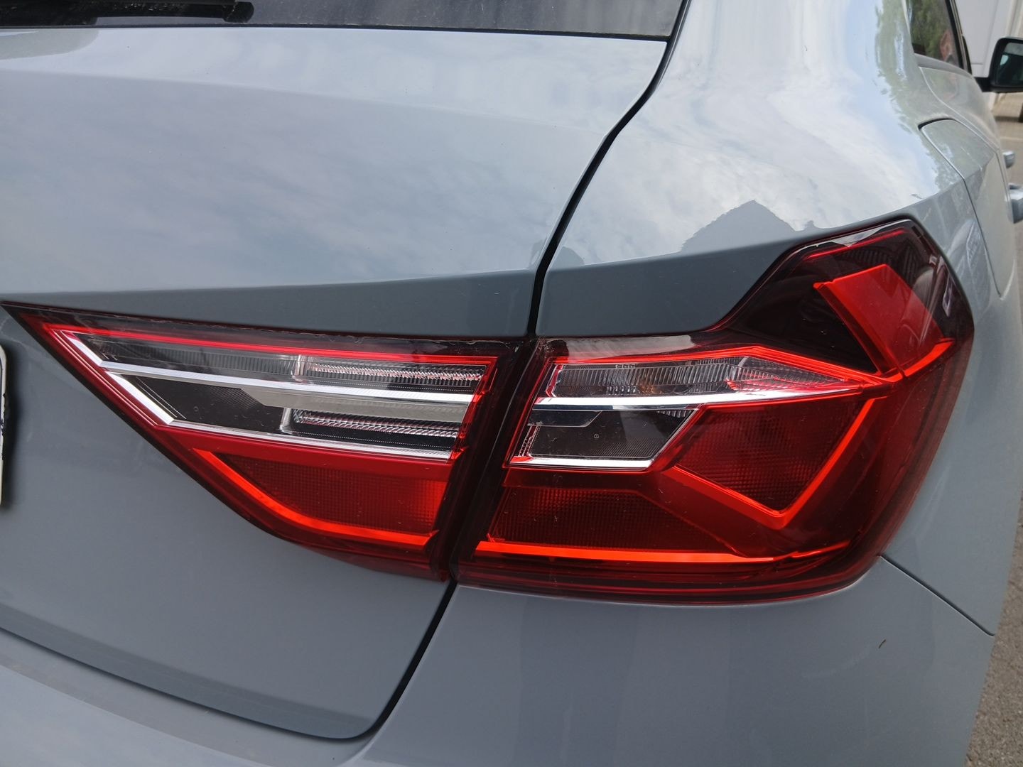 Bild über Audi A1 Sportback S line 25 TFSI S tronic - für weitere Informationen kontaktieren Sie den Audi Partner