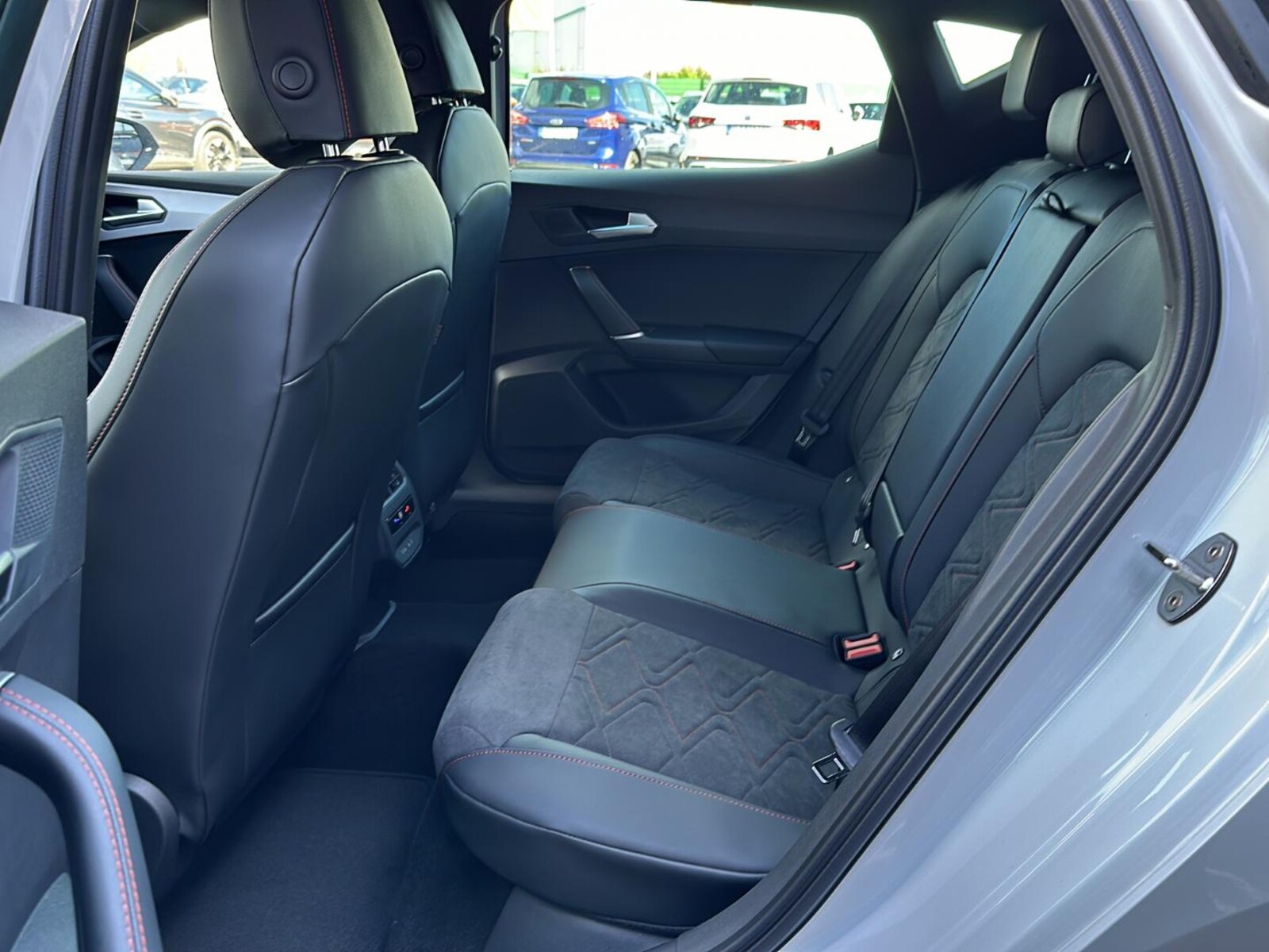 SEAT Leon – Bild 9