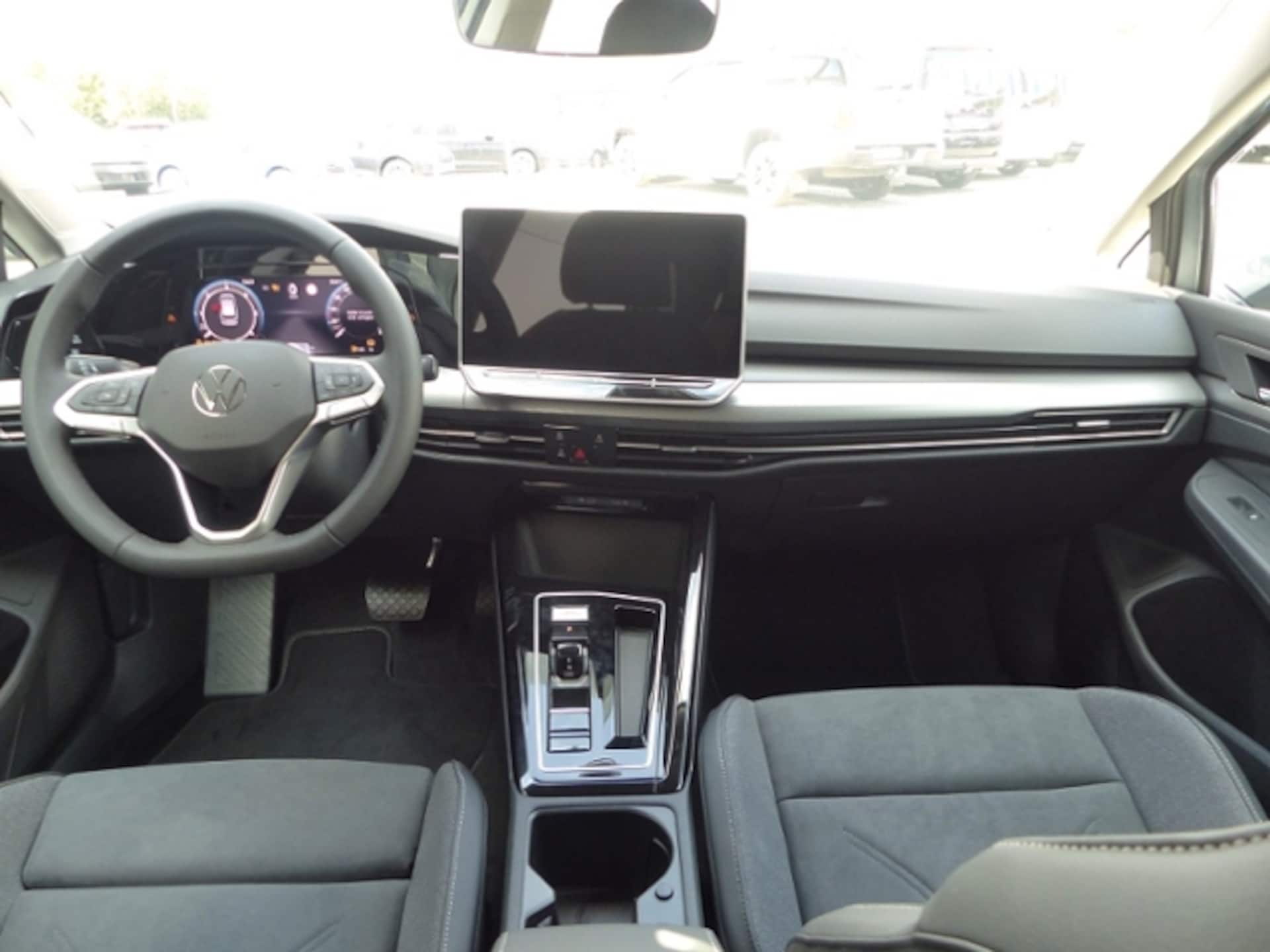 Volkswagen Golf Variant Style