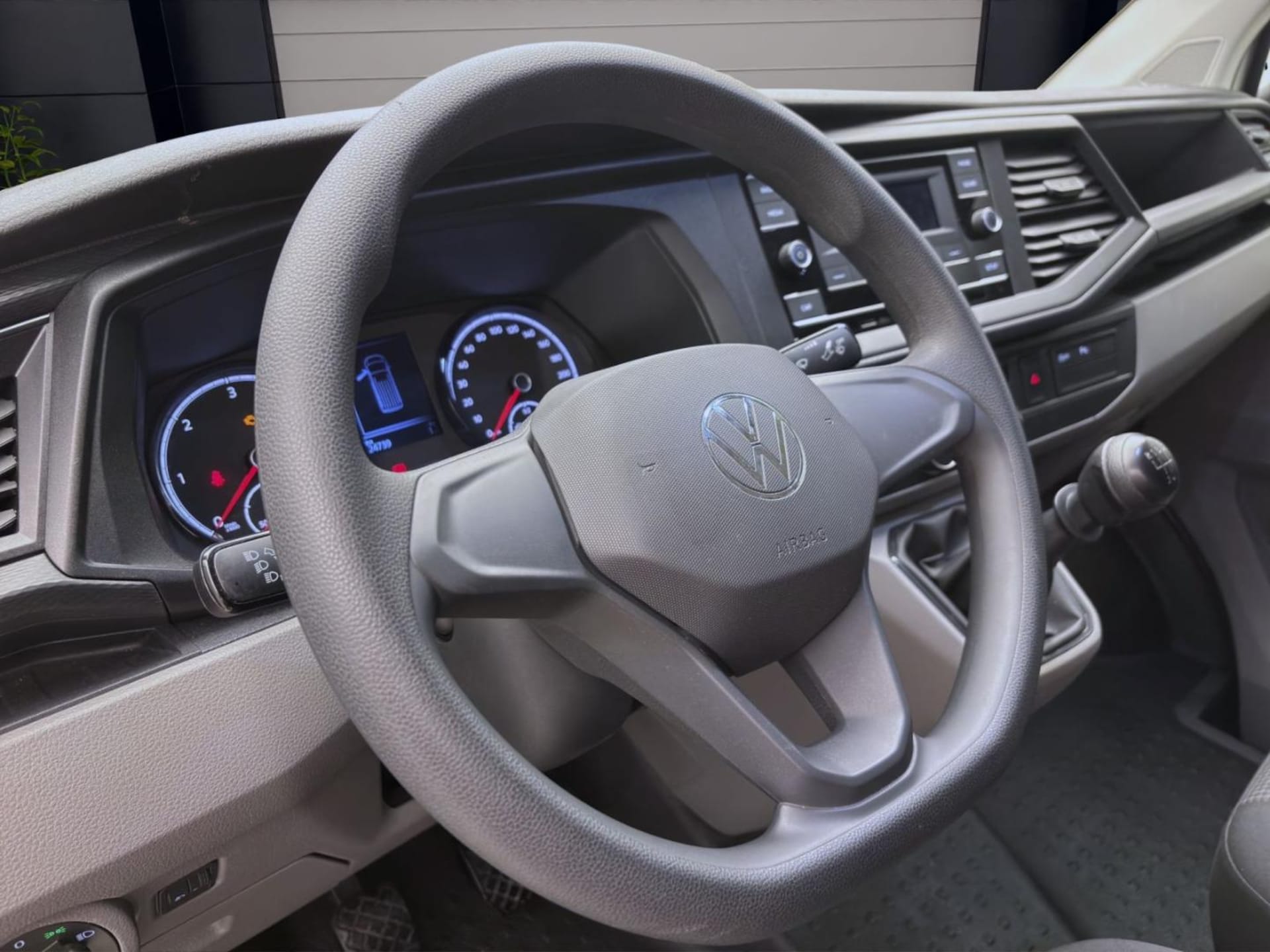 Volkswagen T6.1 Transporter Kombi kurzer Radstand