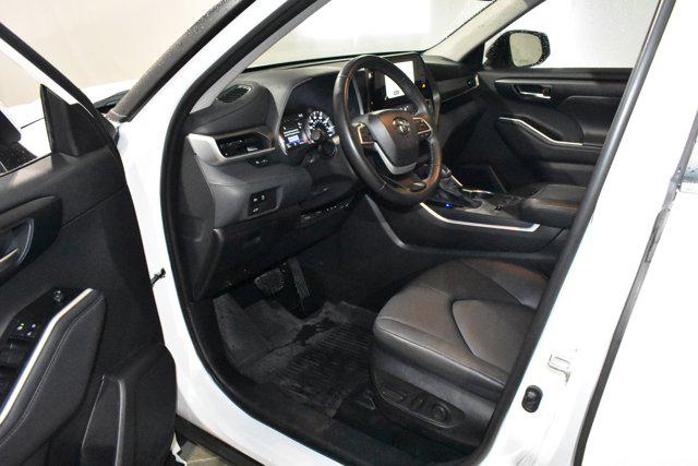 2025 Toyota Highlander 21