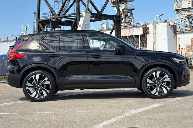 2023 Volvo XC40