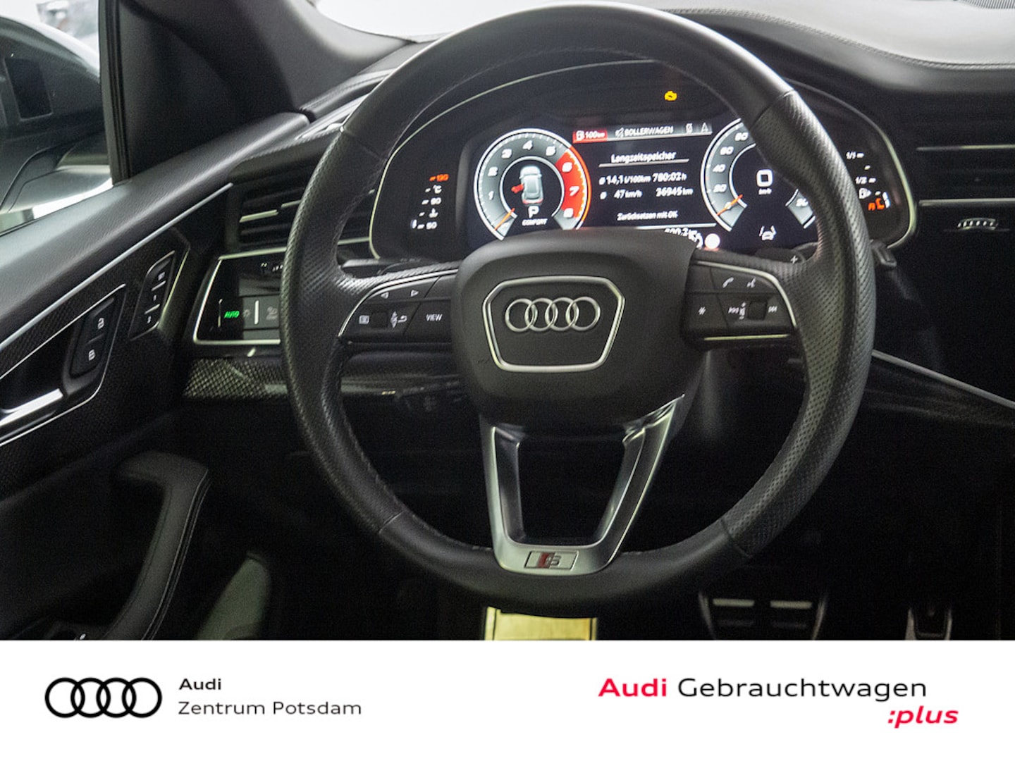 Bild über Audi SQ8 competition plus TFSI quattro tiptronic - für weitere Informationen kontaktieren Sie den Audi Partner