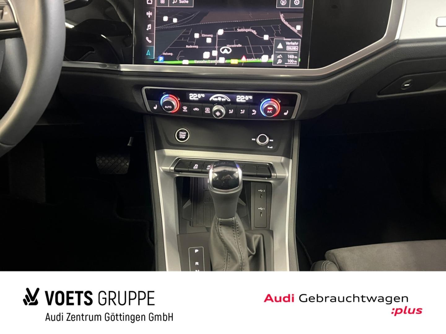 Bild über Audi Q3 TFSI quattro 180 kW S tronic - für weitere Informationen kontaktieren Sie den Audi Partner