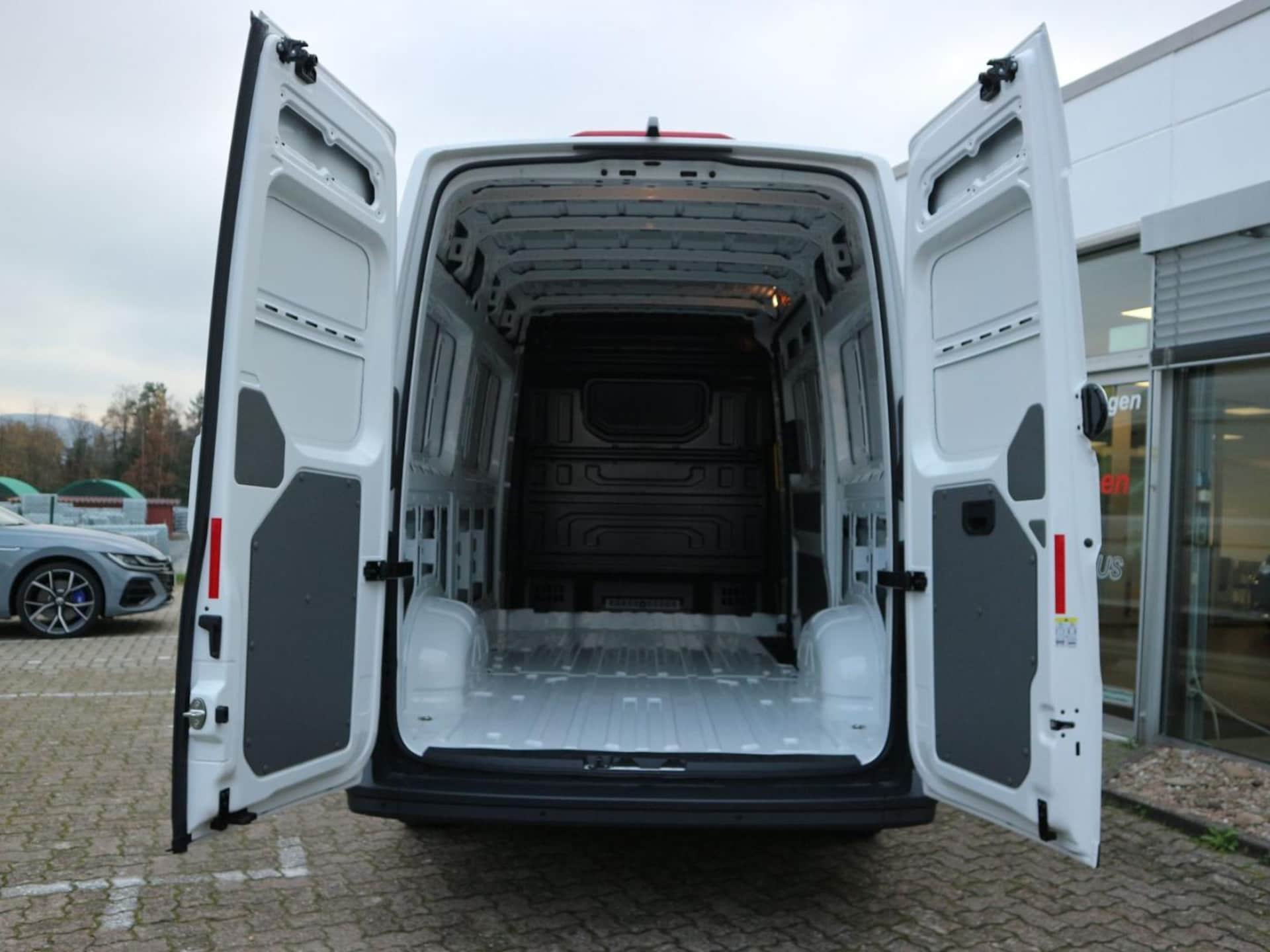 Volkswagen Crafter Kasten mittlerer Radstand