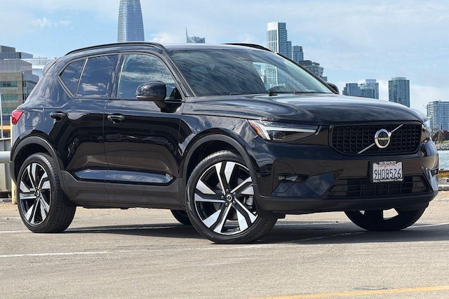 2023 Volvo XC40