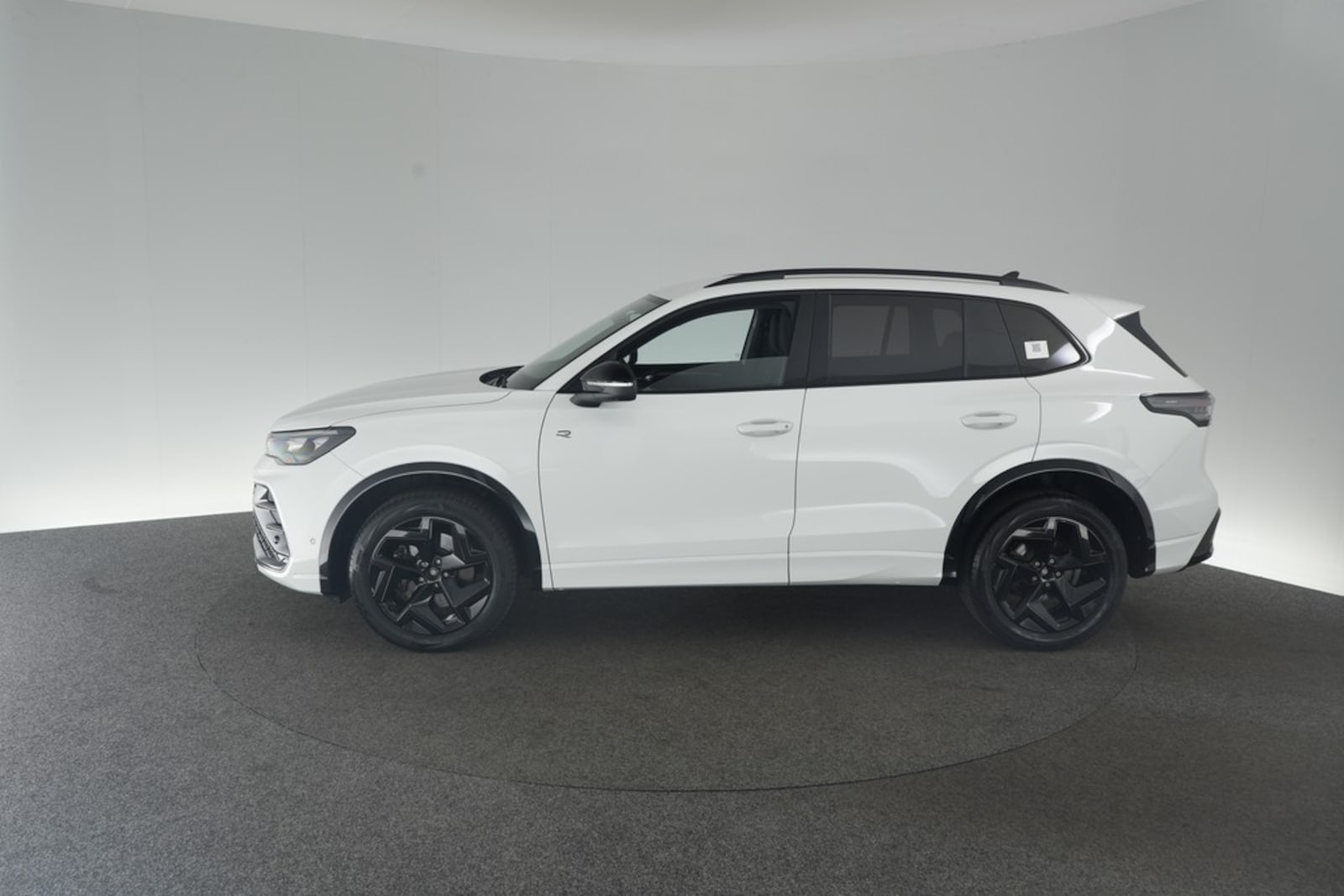 Volkswagen Tiguan – Bild 6