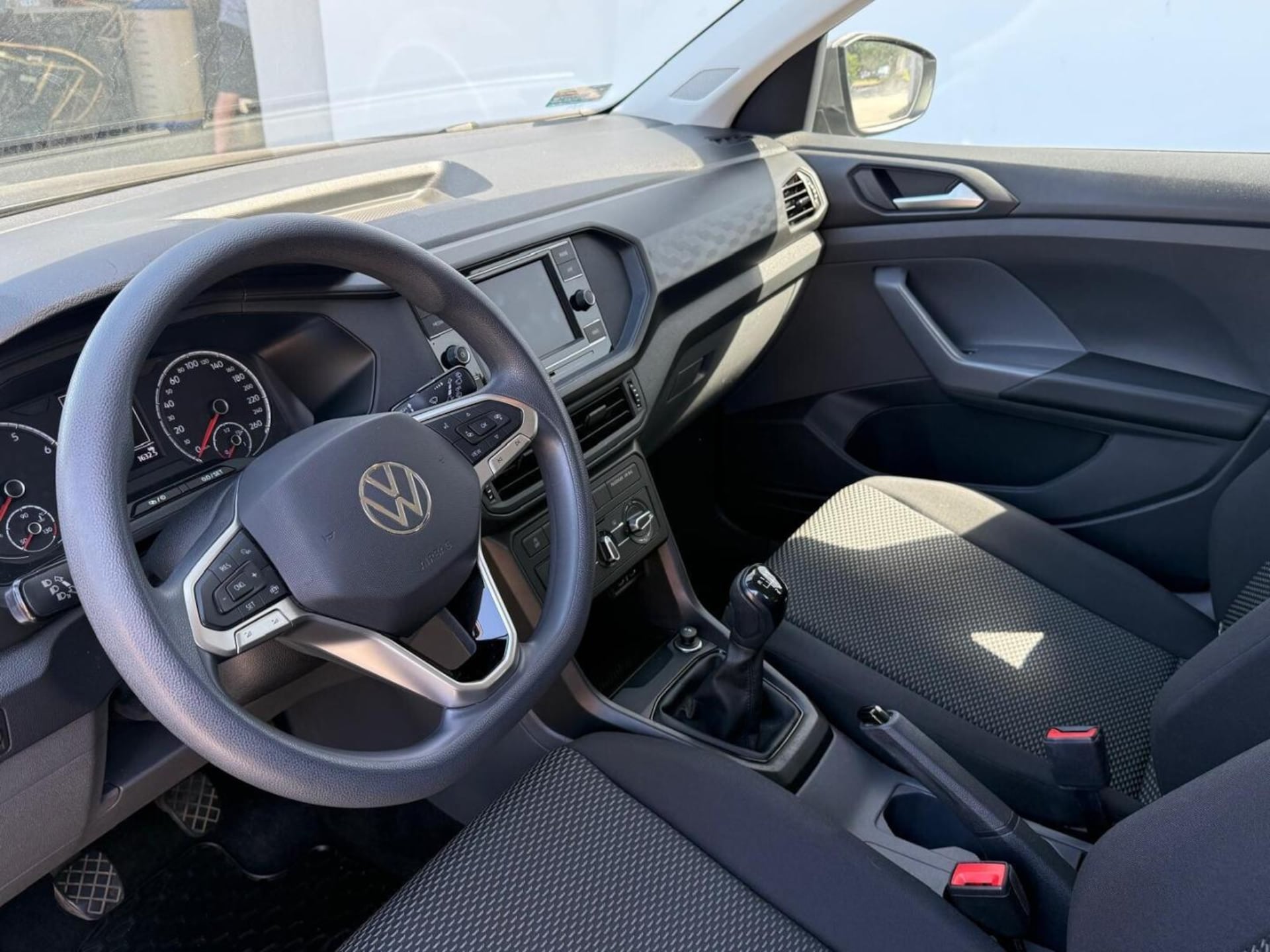 Volkswagen T-Cross Model bazowy