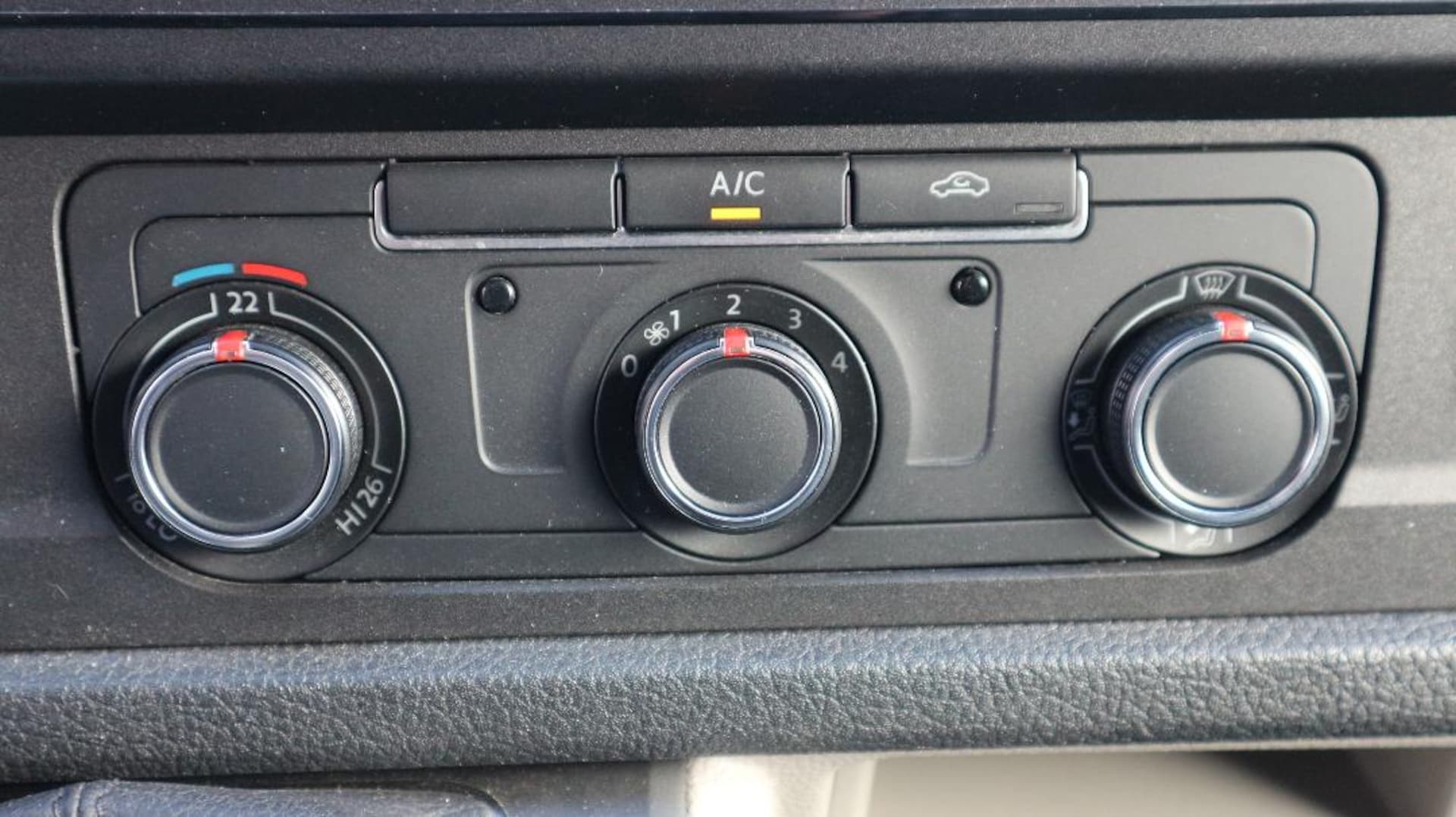 Volkswagen T6 Transporter Kasten kurzer Radstand