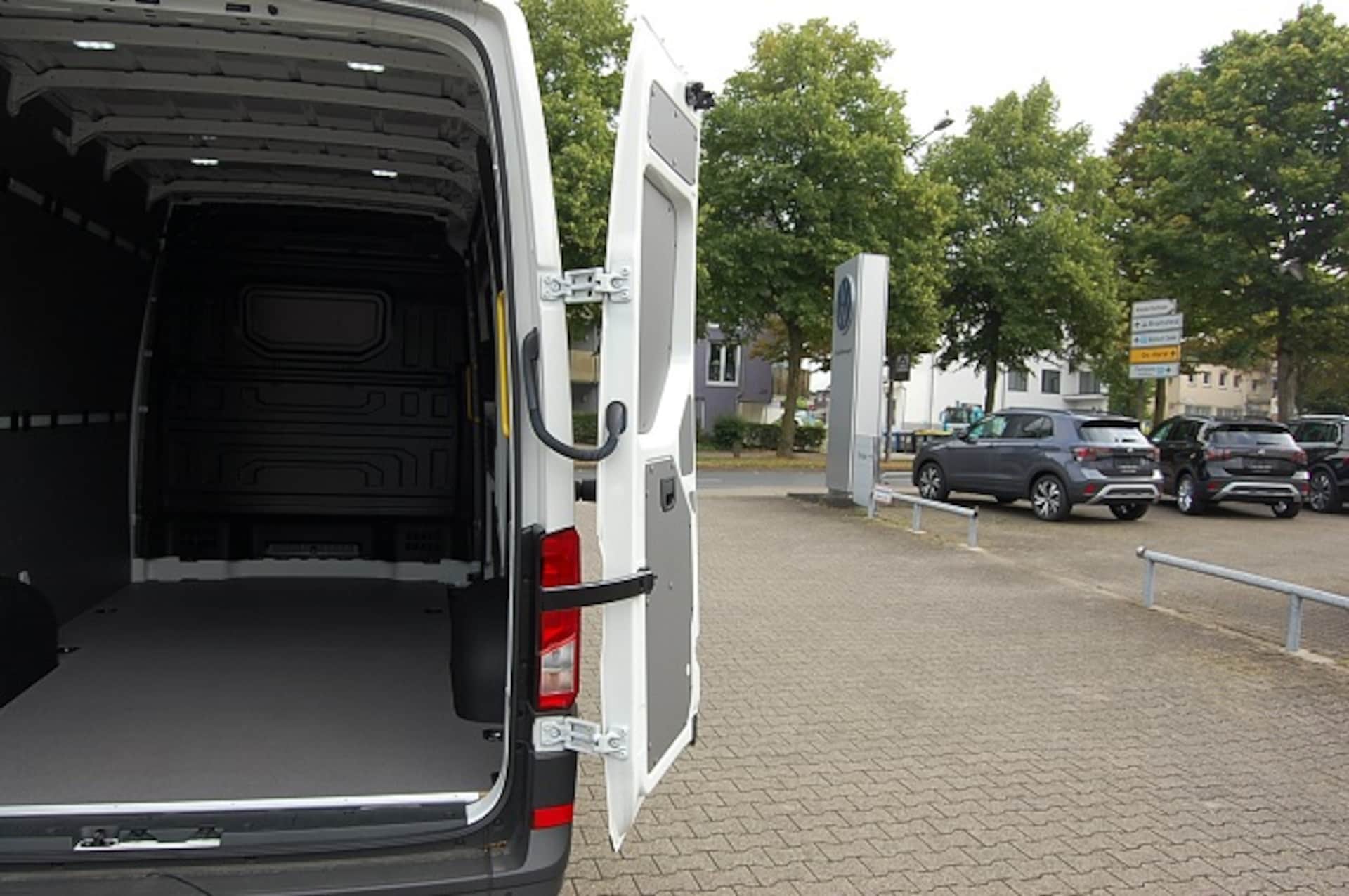 Volkswagen Crafter Kasten mittlerer Radstand