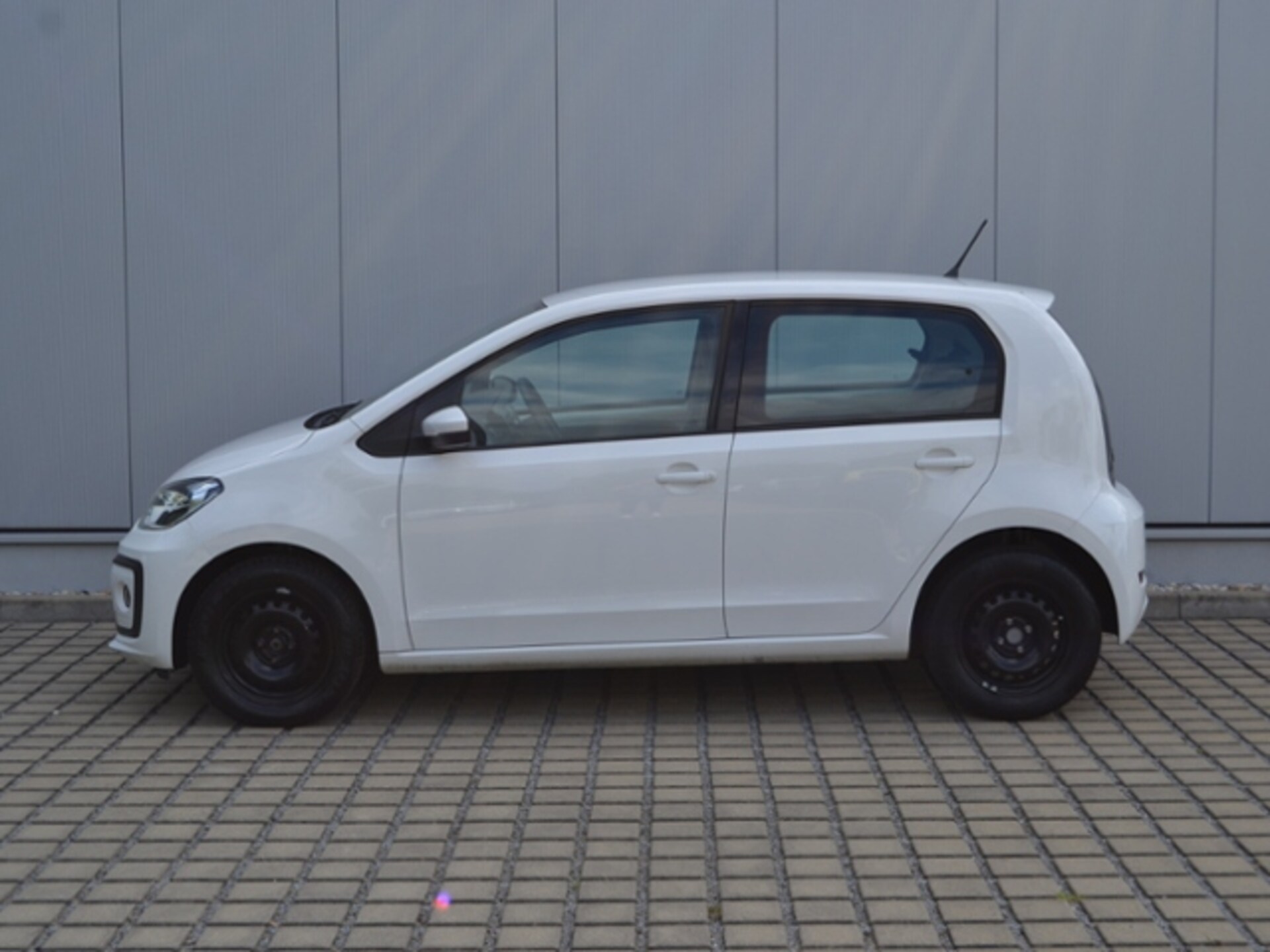 Volkswagen up! move up!