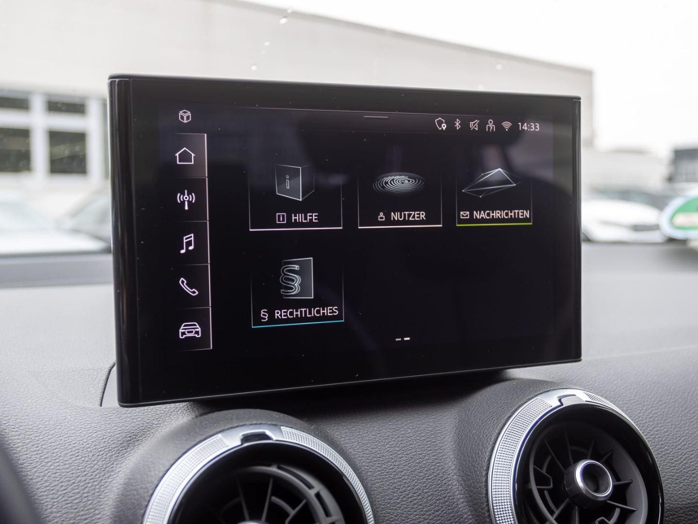 Bild über Audi Q2 advanced 30 TFSI Schaltgetriebe - für weitere Informationen kontaktieren Sie den Audi Partner