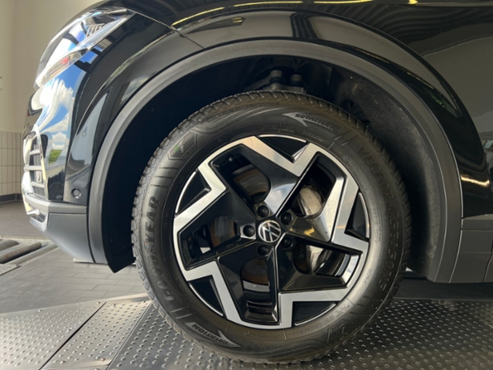 Volkswagen Touareg – Bild 5