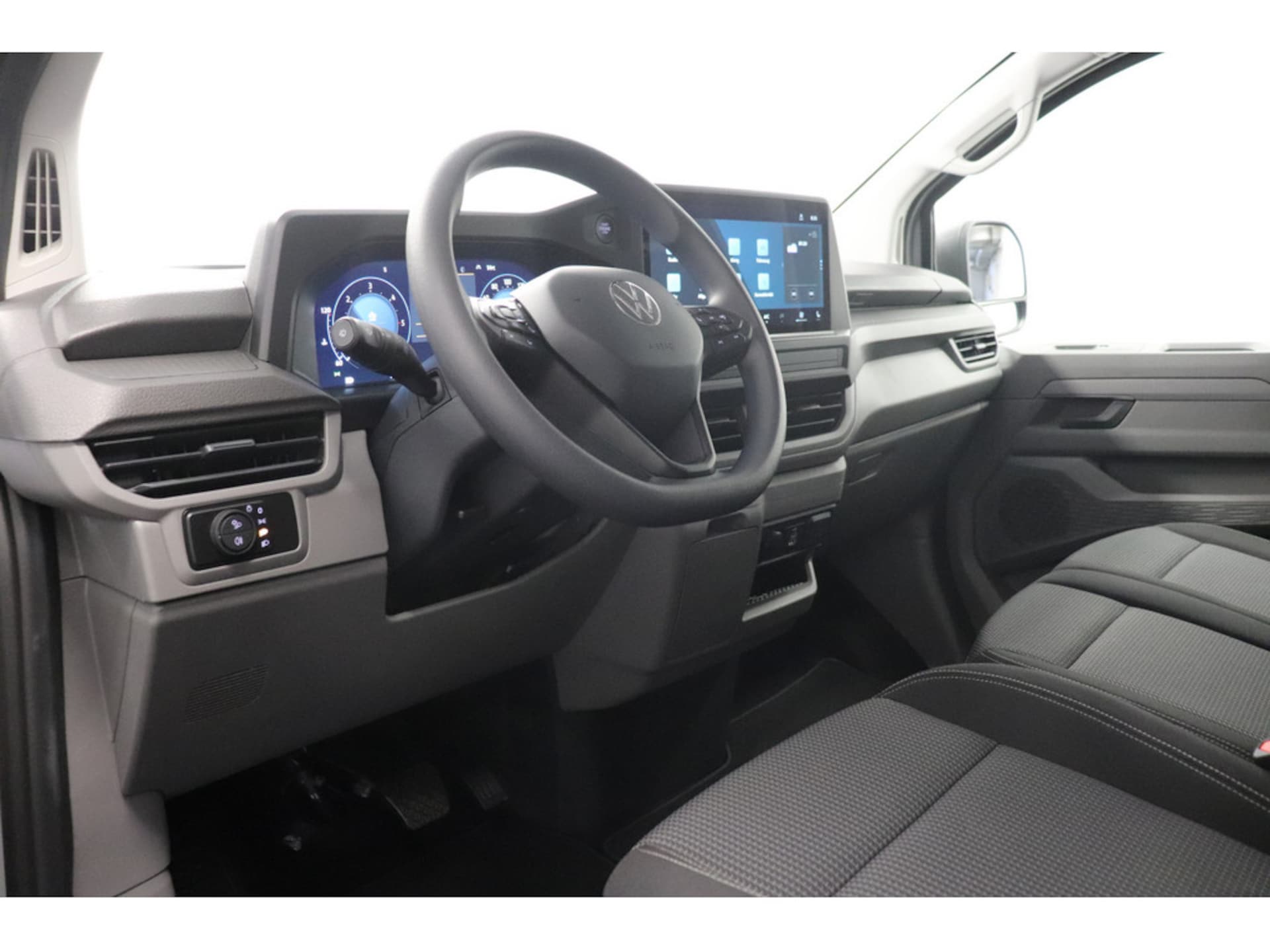 Volkswagen Transporter Kombi langer Radstand