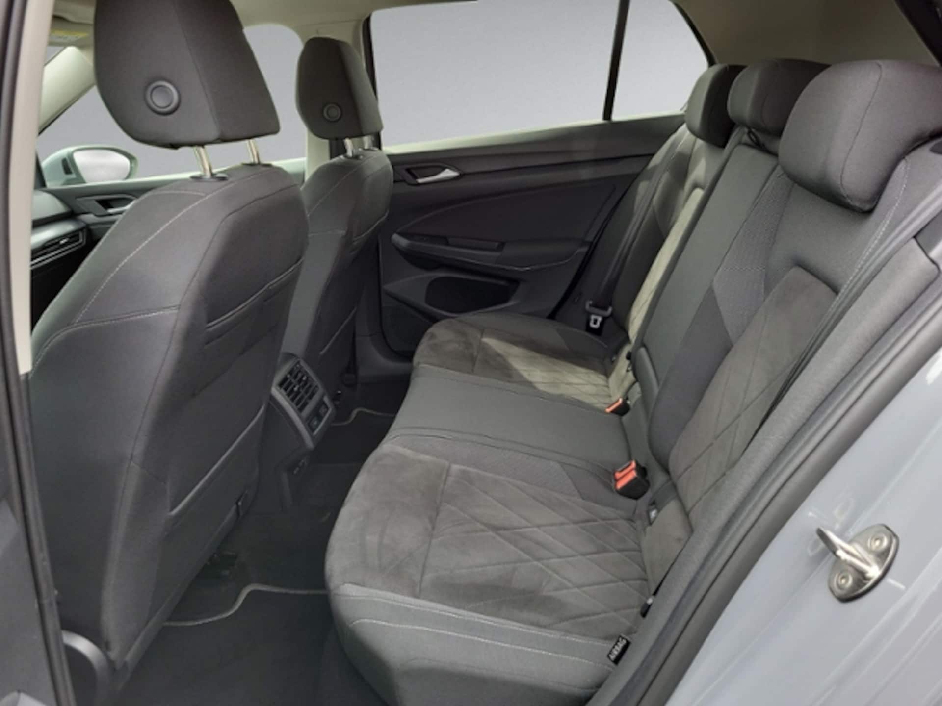 Volkswagen Golf Style
