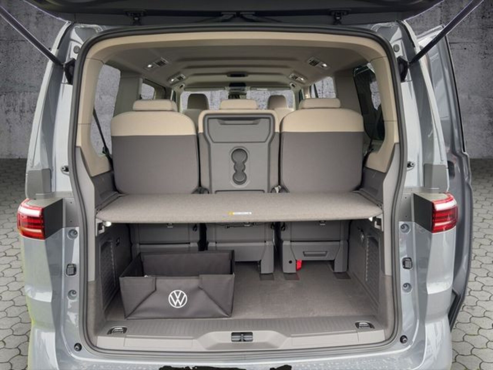 Volkswagen Multivan Langversion – Bild 13