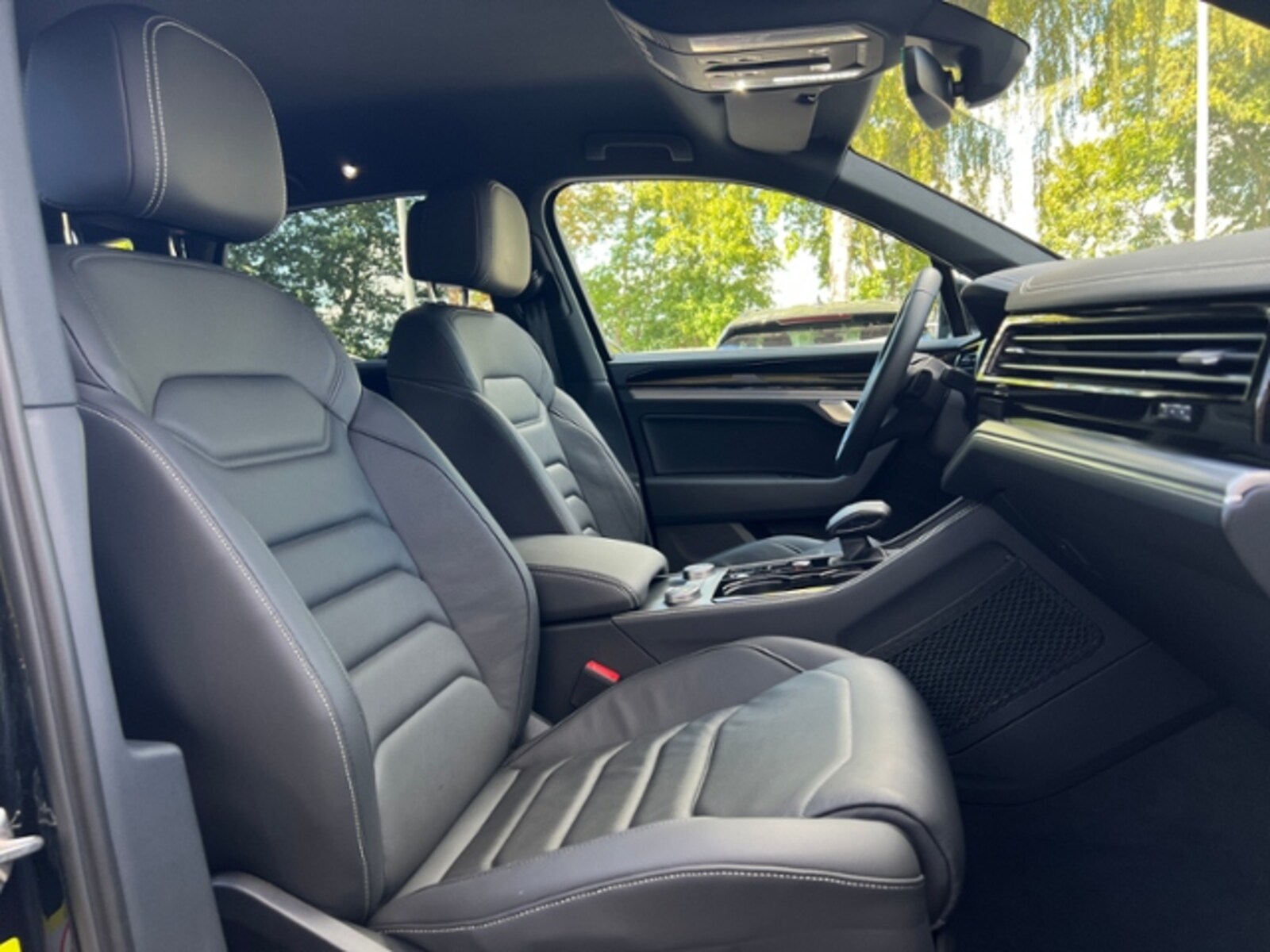 Volkswagen Touareg – Bild 9
