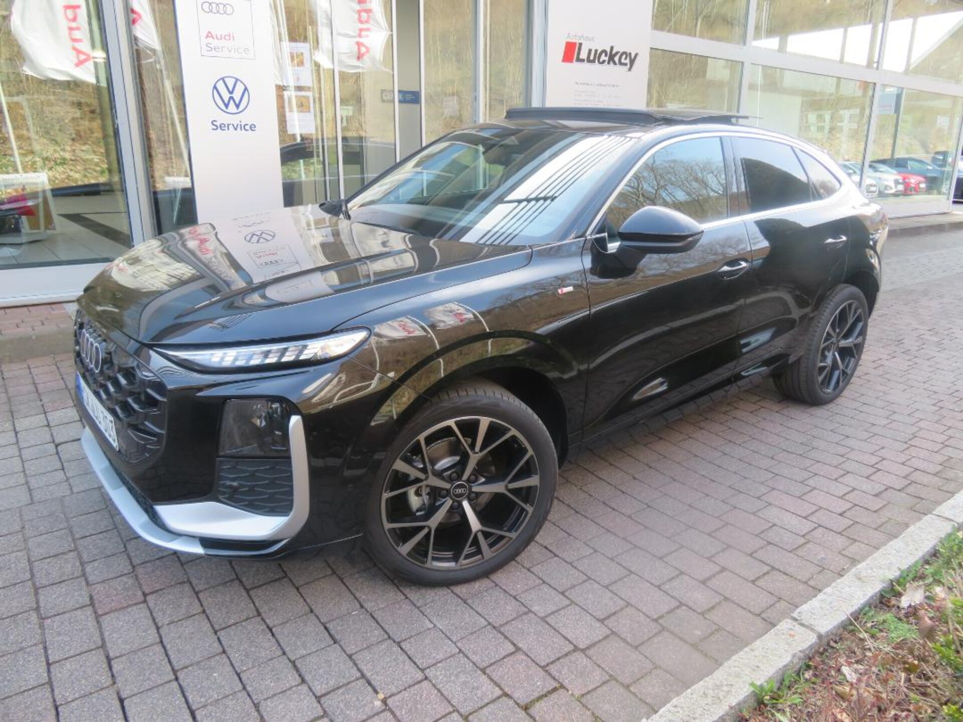 Audi Q3 Sportback S line