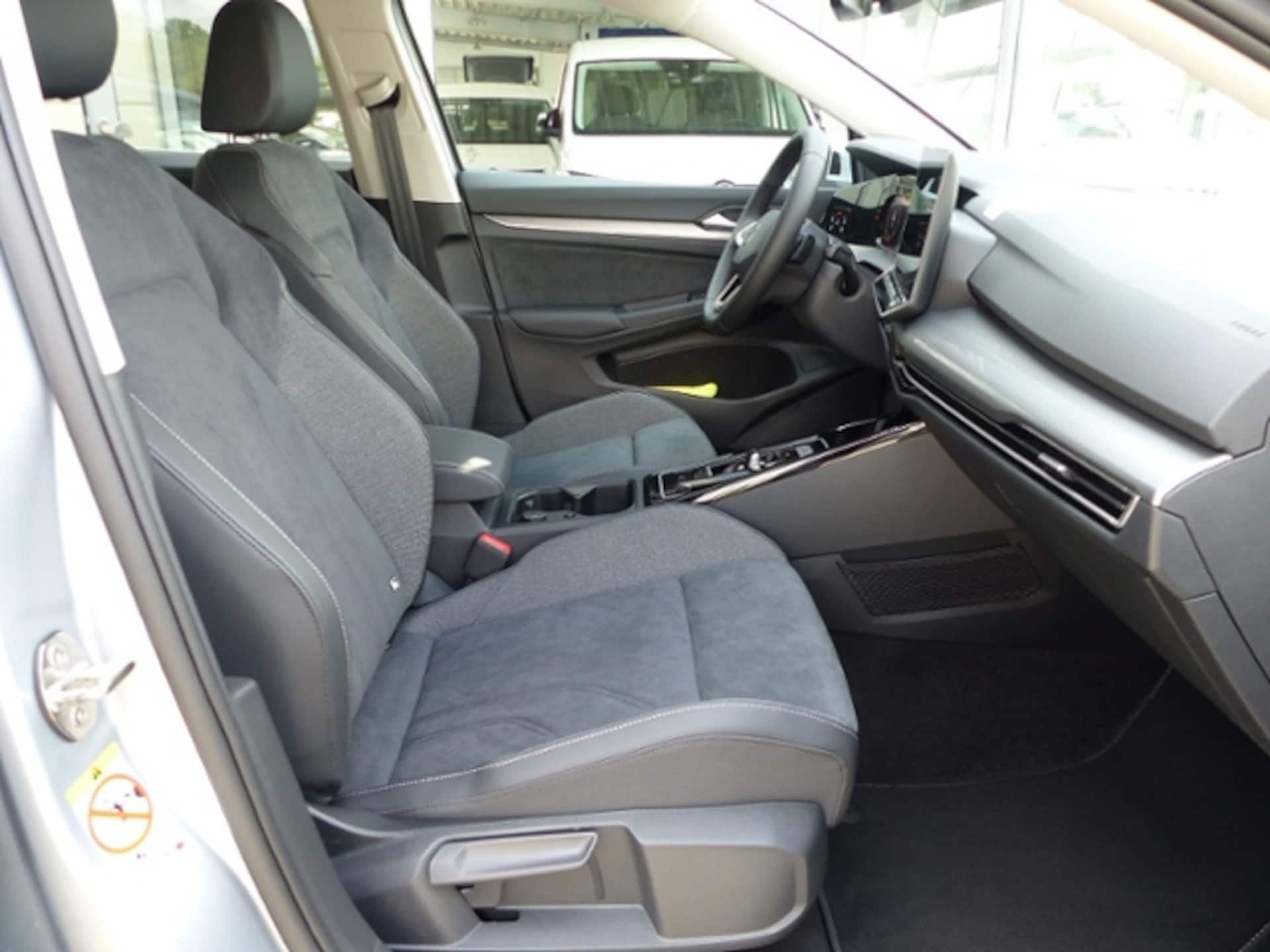 Volkswagen Golf Variant Style