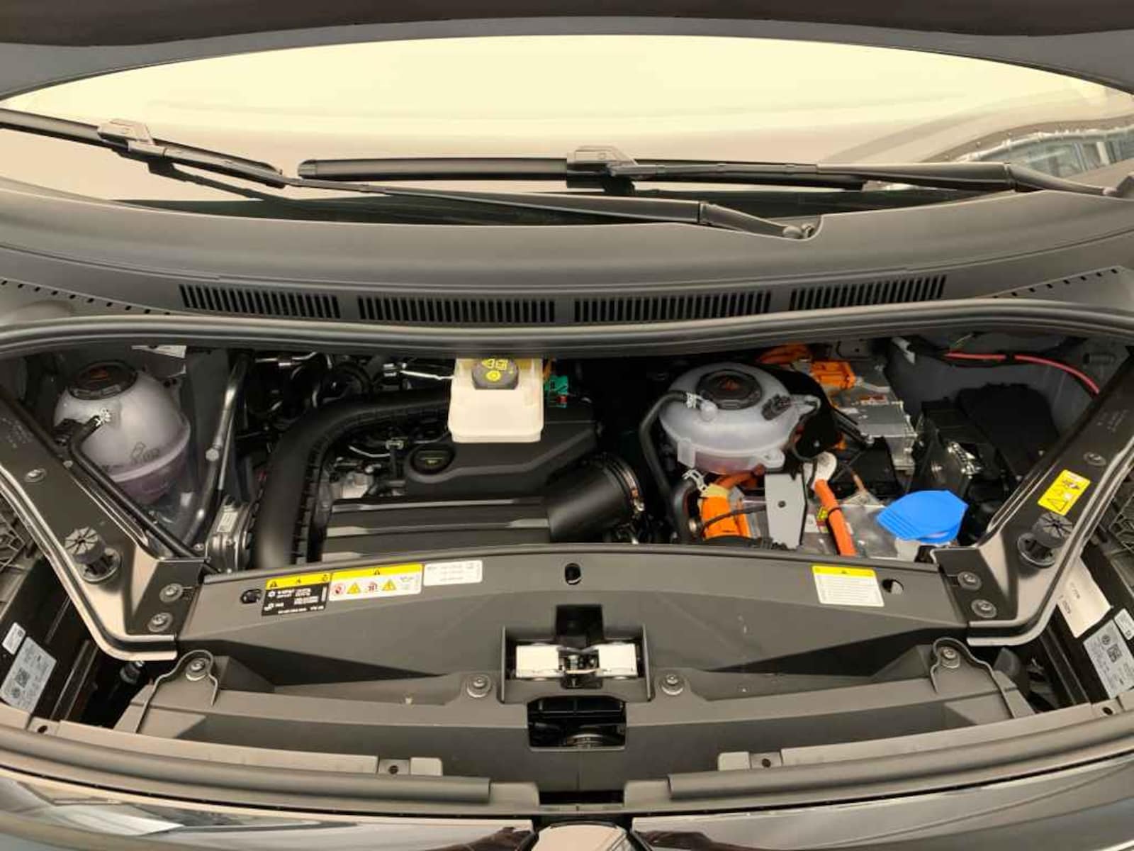 Volkswagen Multivan Langversion – Bild 16