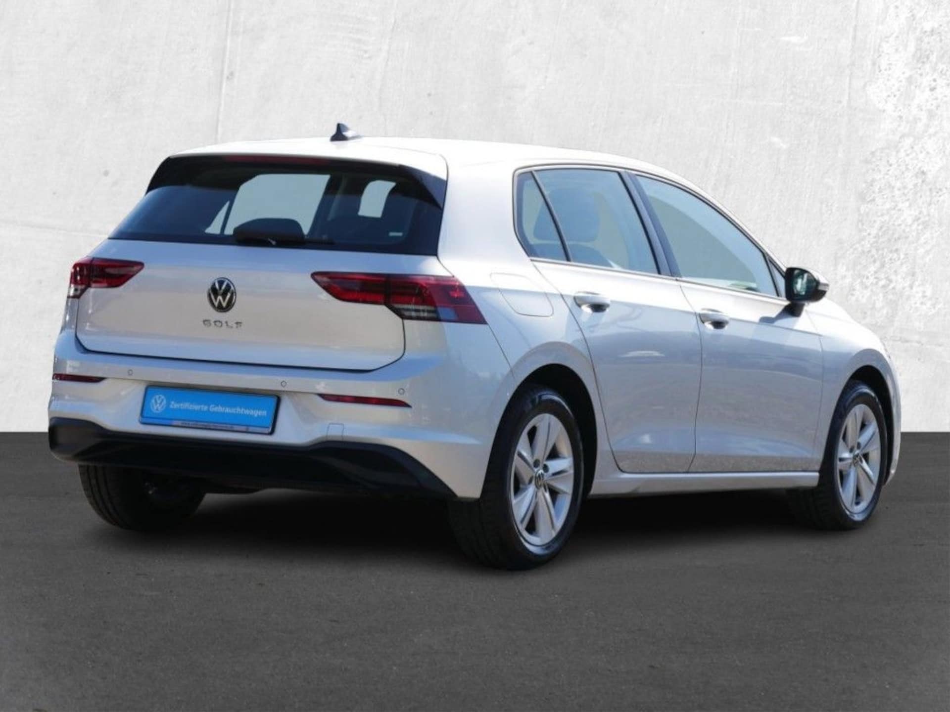 Volkswagen Golf Life