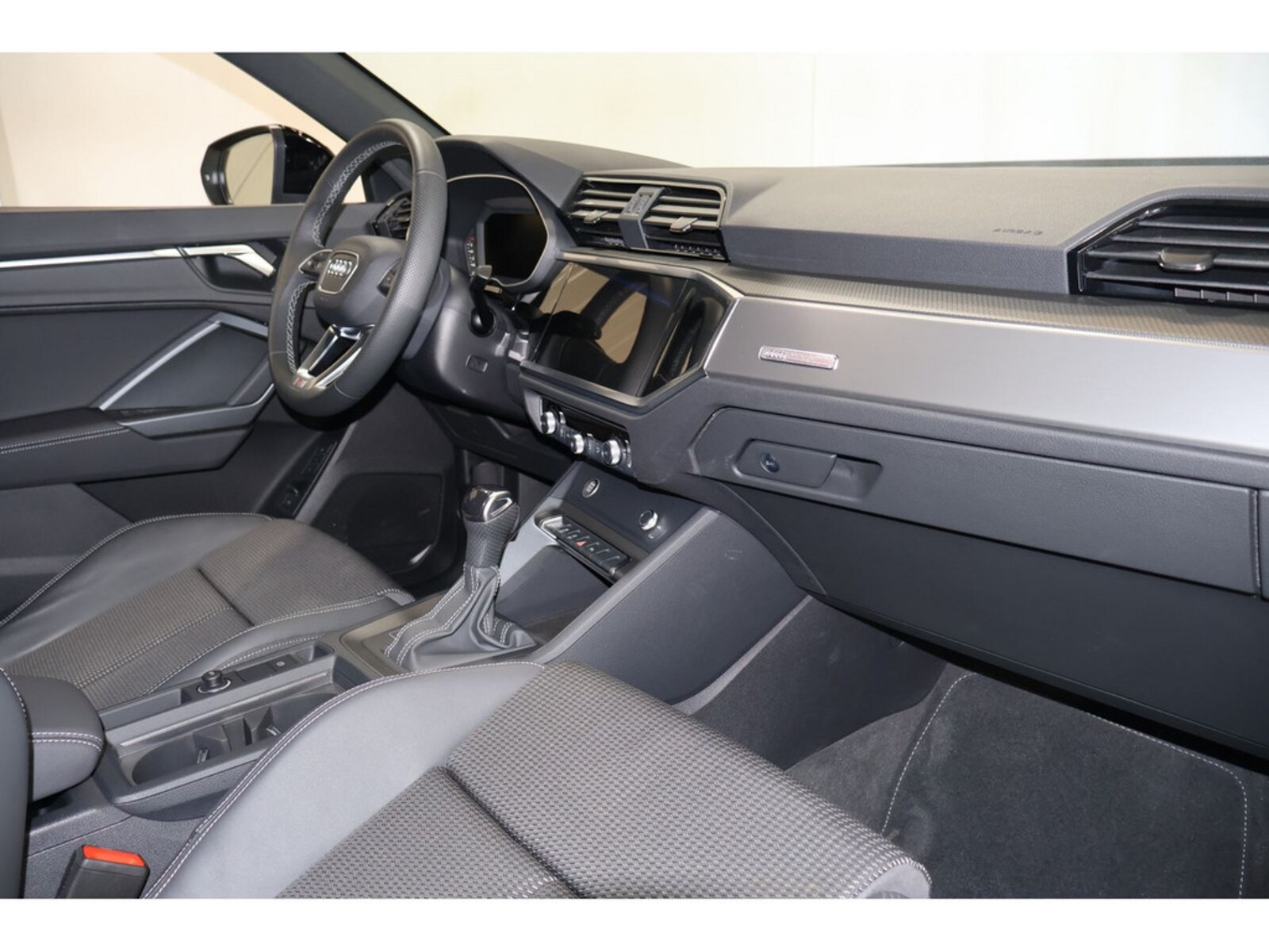 Audi Q3 Sportback – Bild 15