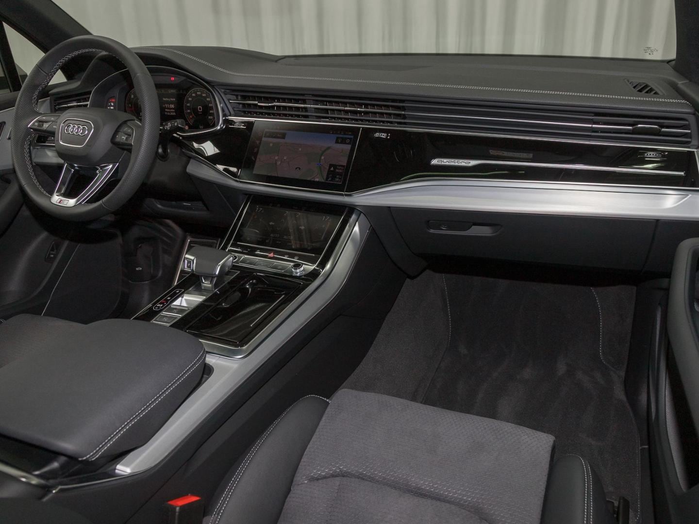 Image about Audi Q7 SUV S line 45 TDI quattro tiptronic