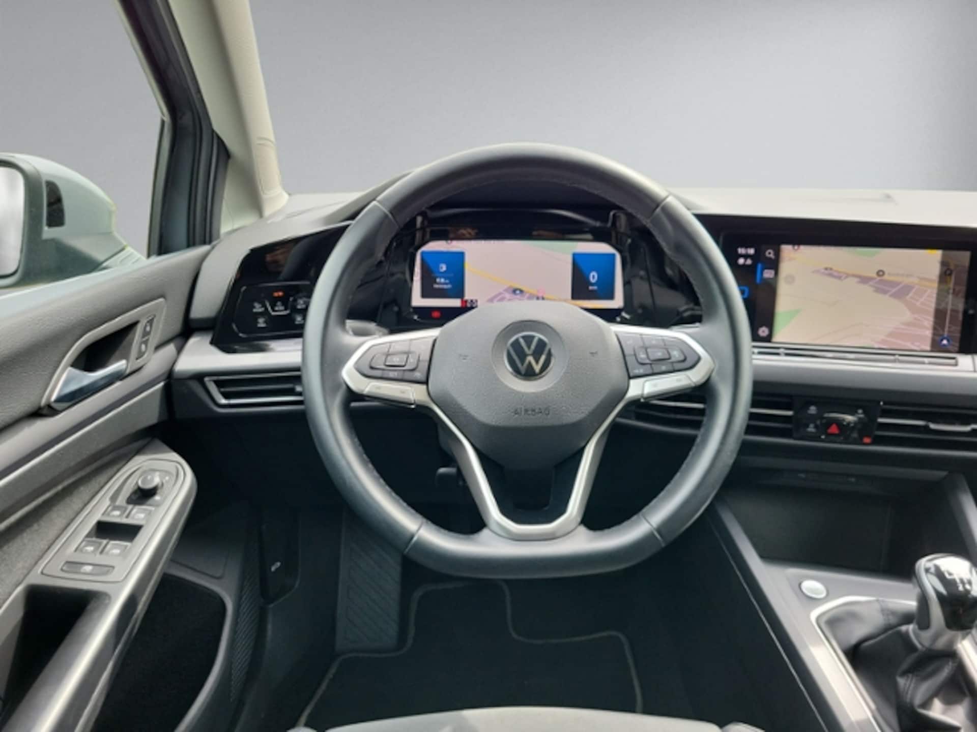 Volkswagen Golf Style