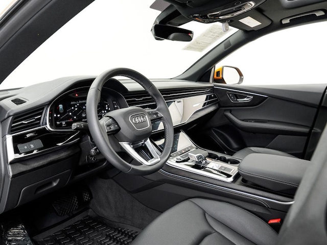 2023 Audi Q8