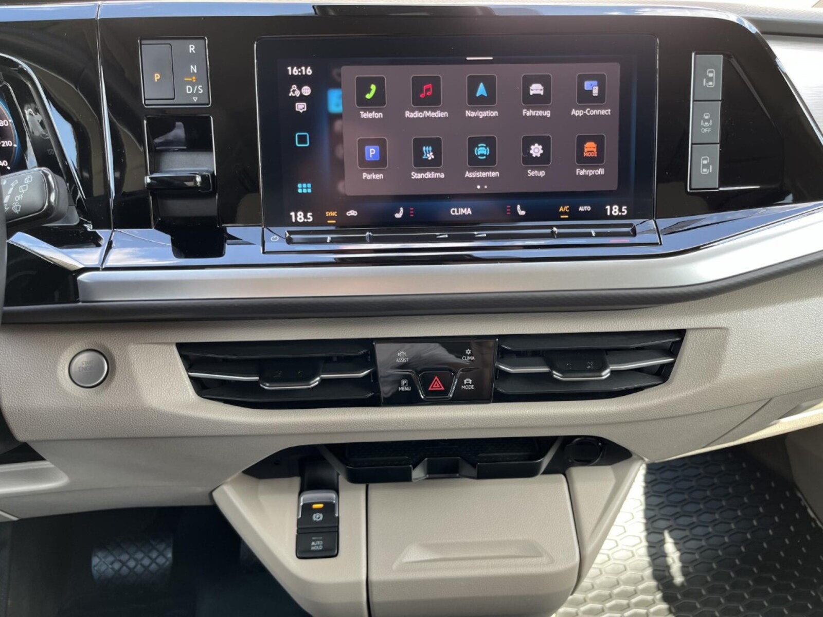 Volkswagen Multivan Langversion – Bild 20