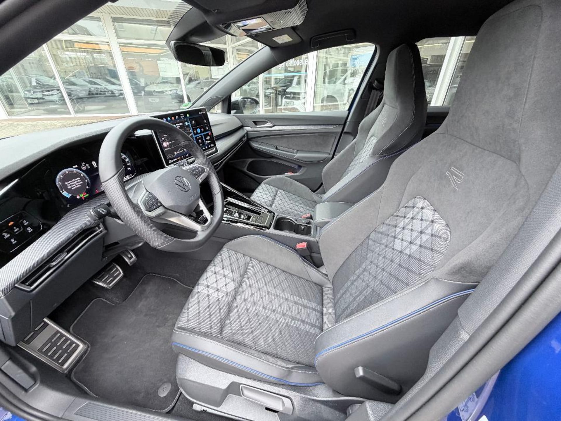Volkswagen Golf Variant R-Line