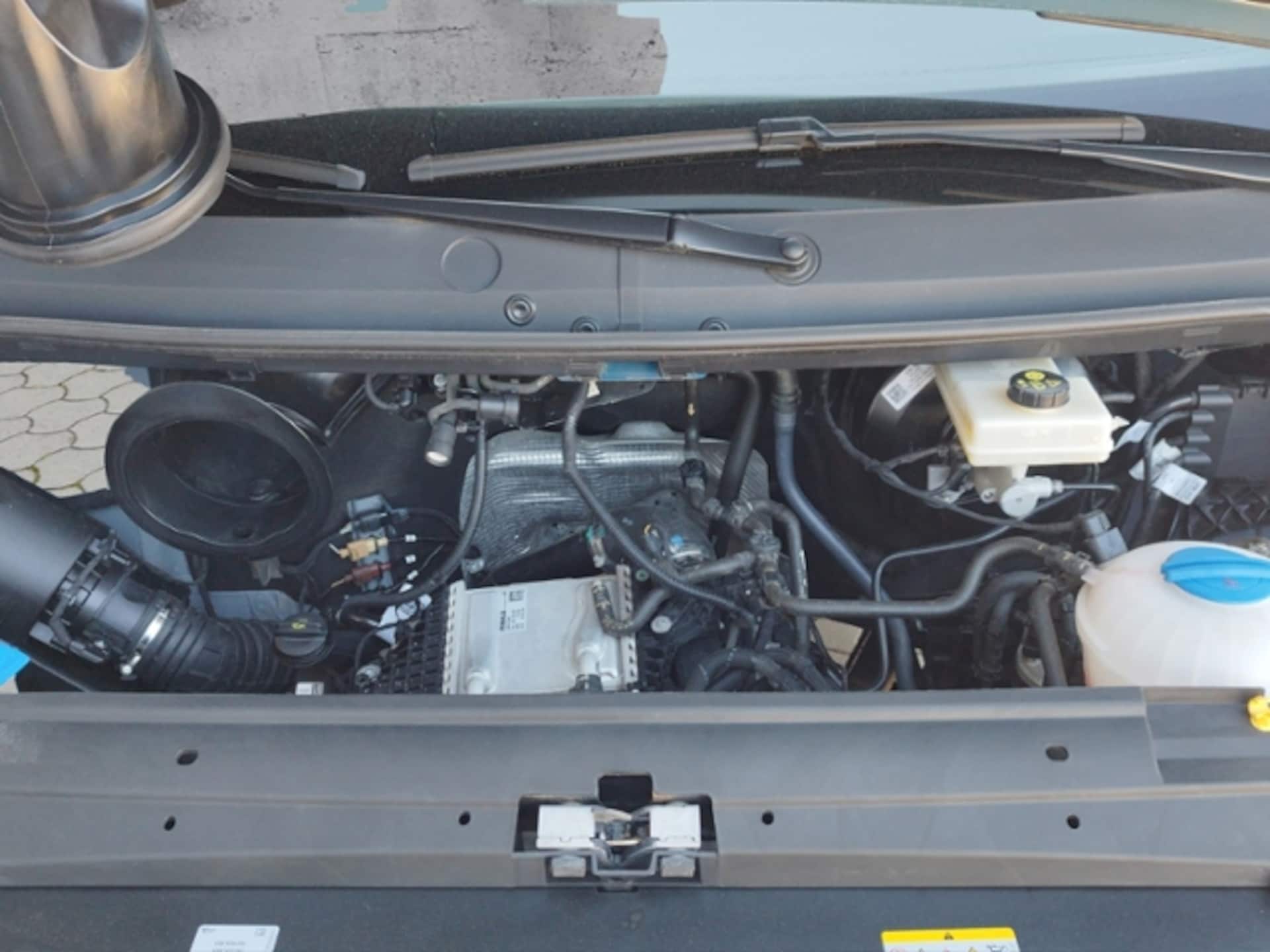 Volkswagen Crafter Kasten mittlerer Radstand