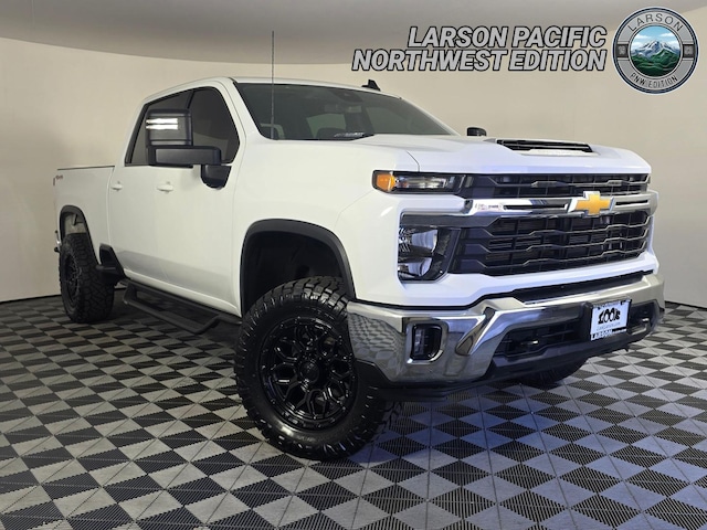 2025 Chevrolet Silverado
