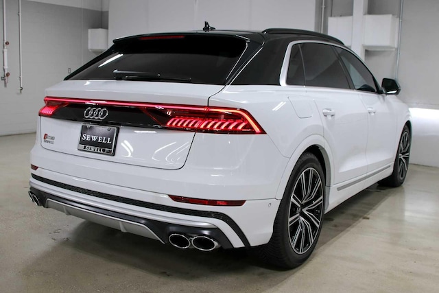 2023 Audi SQ8