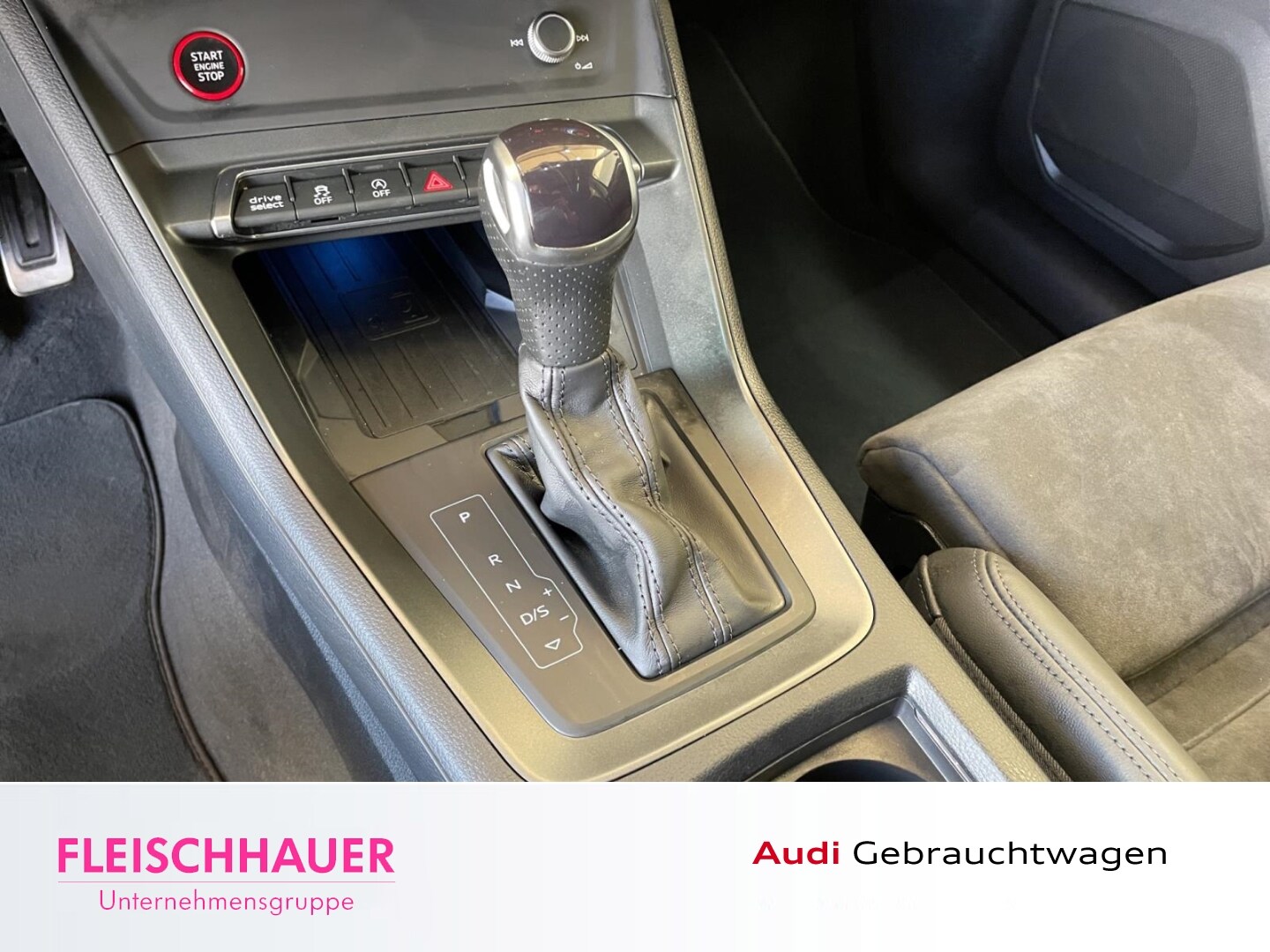 Image about Audi RS Q3 TFSI quattro S tronic