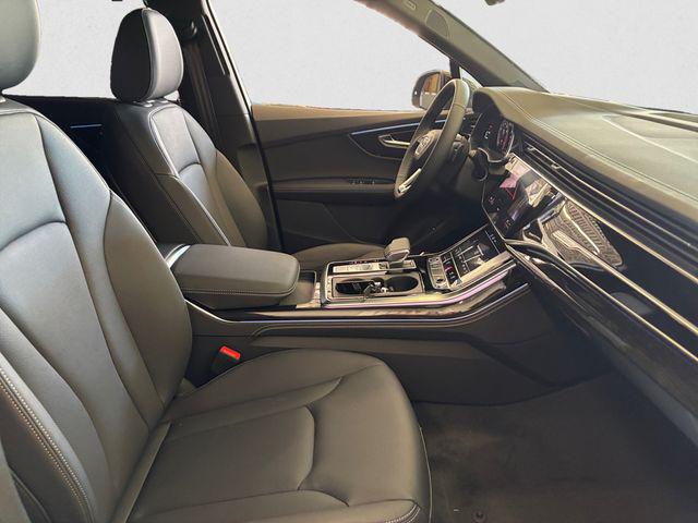 2025 Audi Q7 Premium Plus - Photo 15