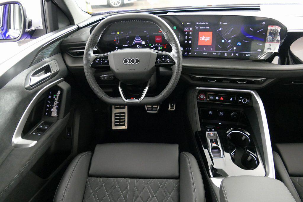 2025 Audi SQ5 Premium - Photo 25