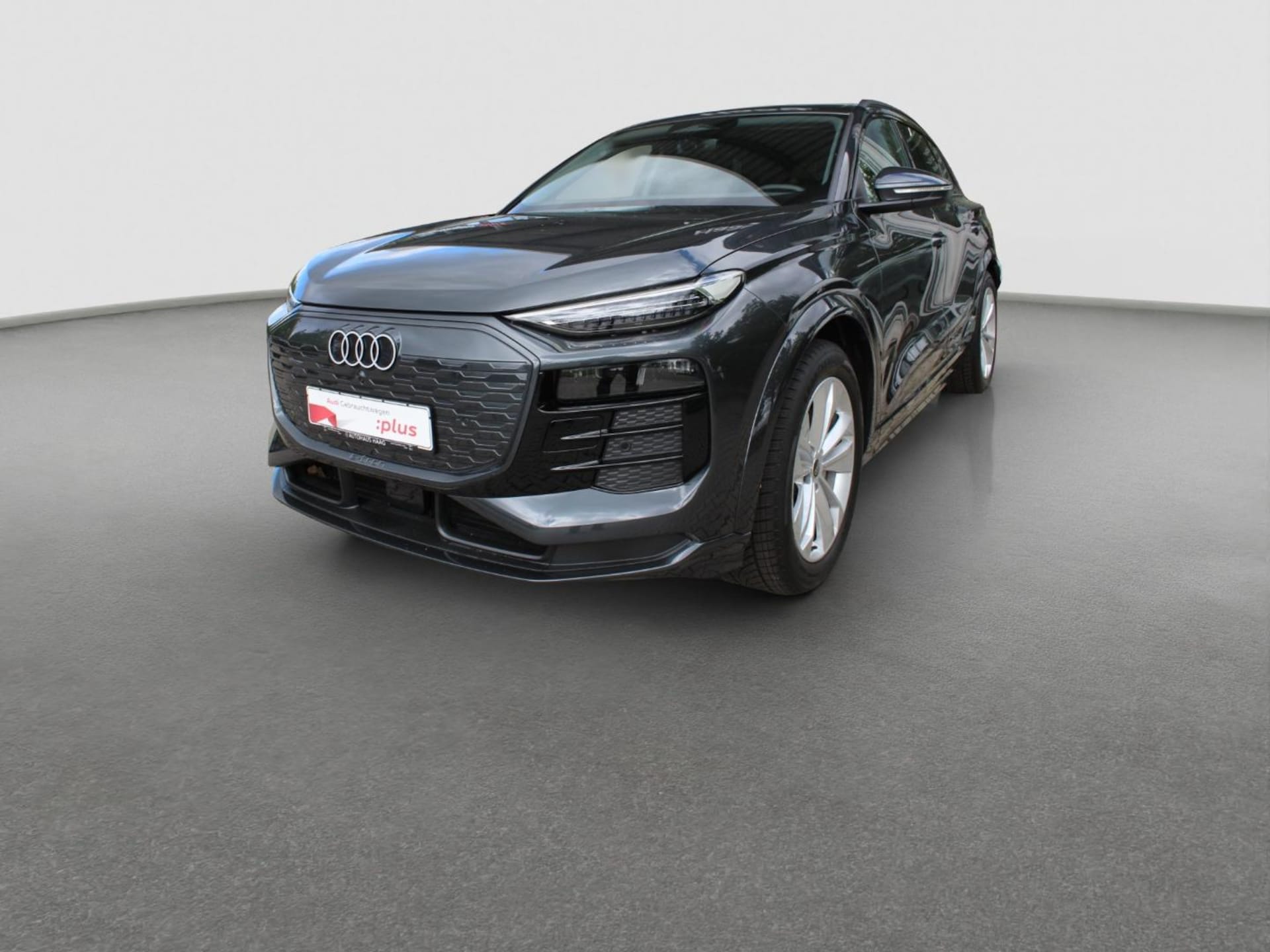 Audi Q6 SUV e-tron
