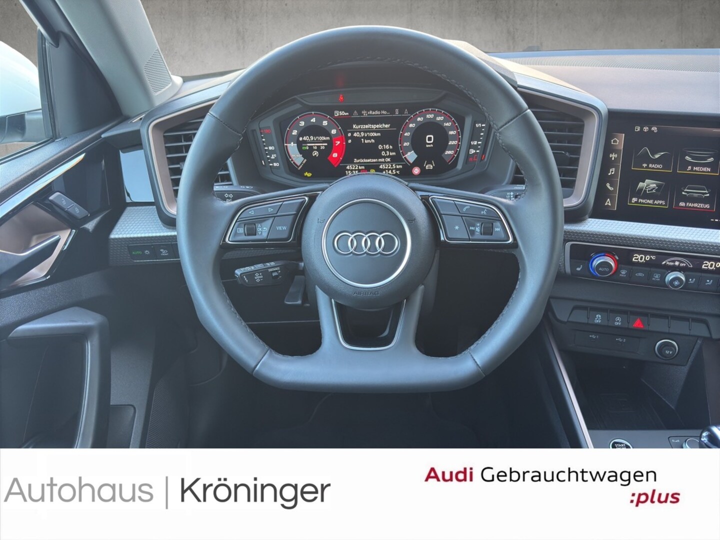 Bild über Audi A1 allstreet 30 TFSI Schaltgetriebe - für weitere Informationen kontaktieren Sie den Audi Partner